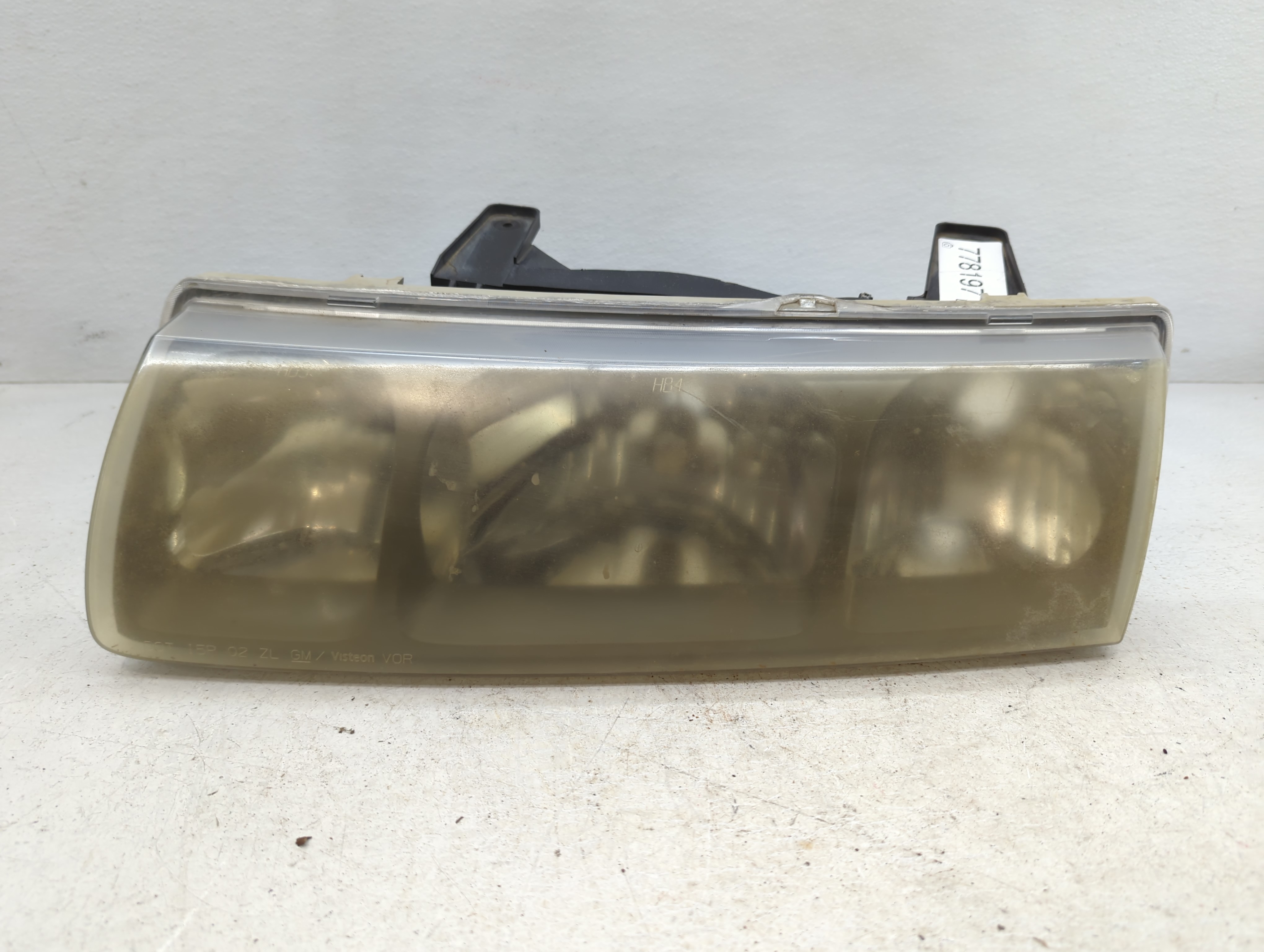 2002-2004 Saturn Vue Driver Left Oem Head Light Headlight Lamp 778197 - Oemusedautoparts1.com