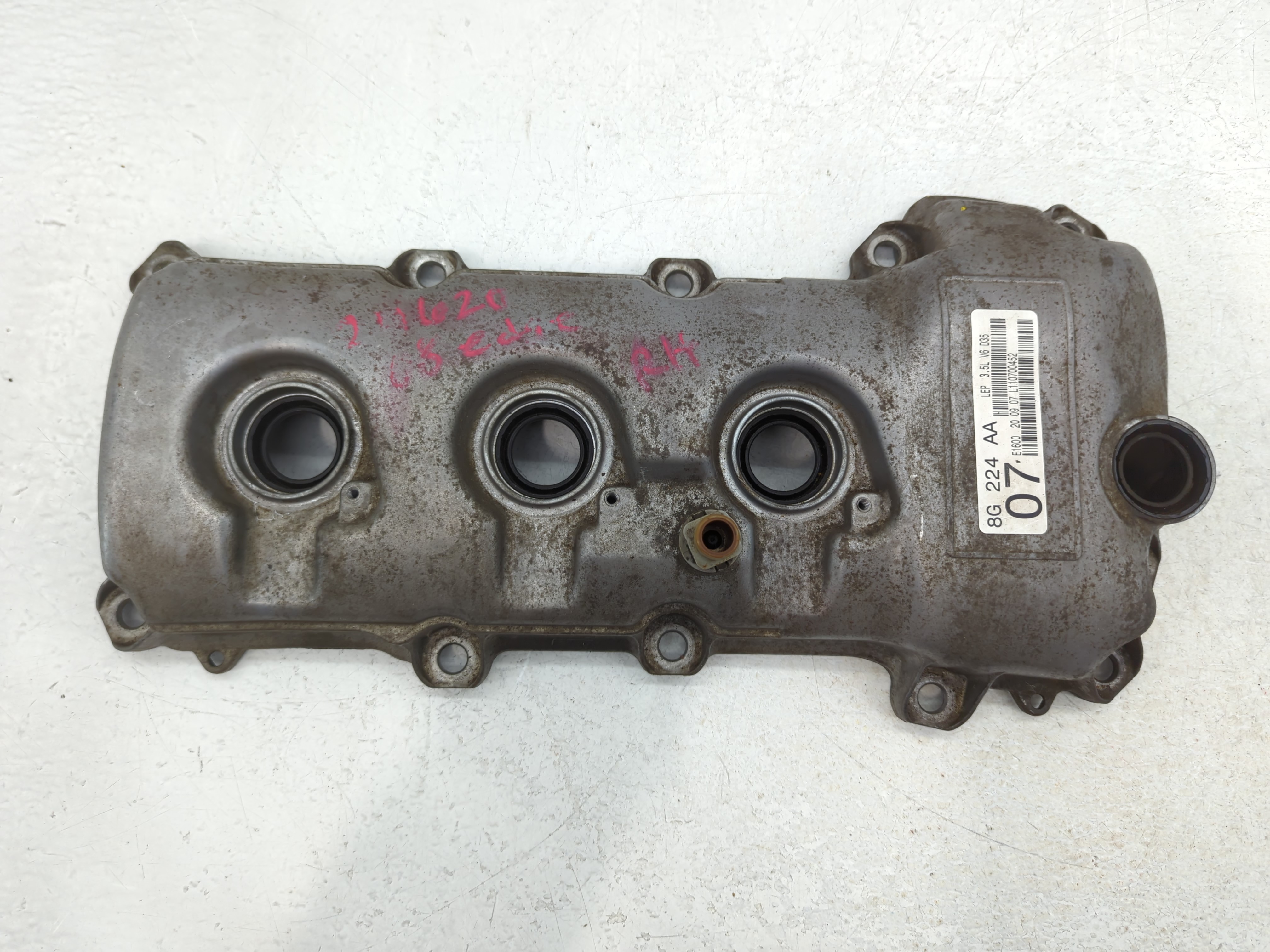 2008 Ford Edge Passenger Right Cylinder Head Valve Cover 778223 - Oemusedautoparts1.com