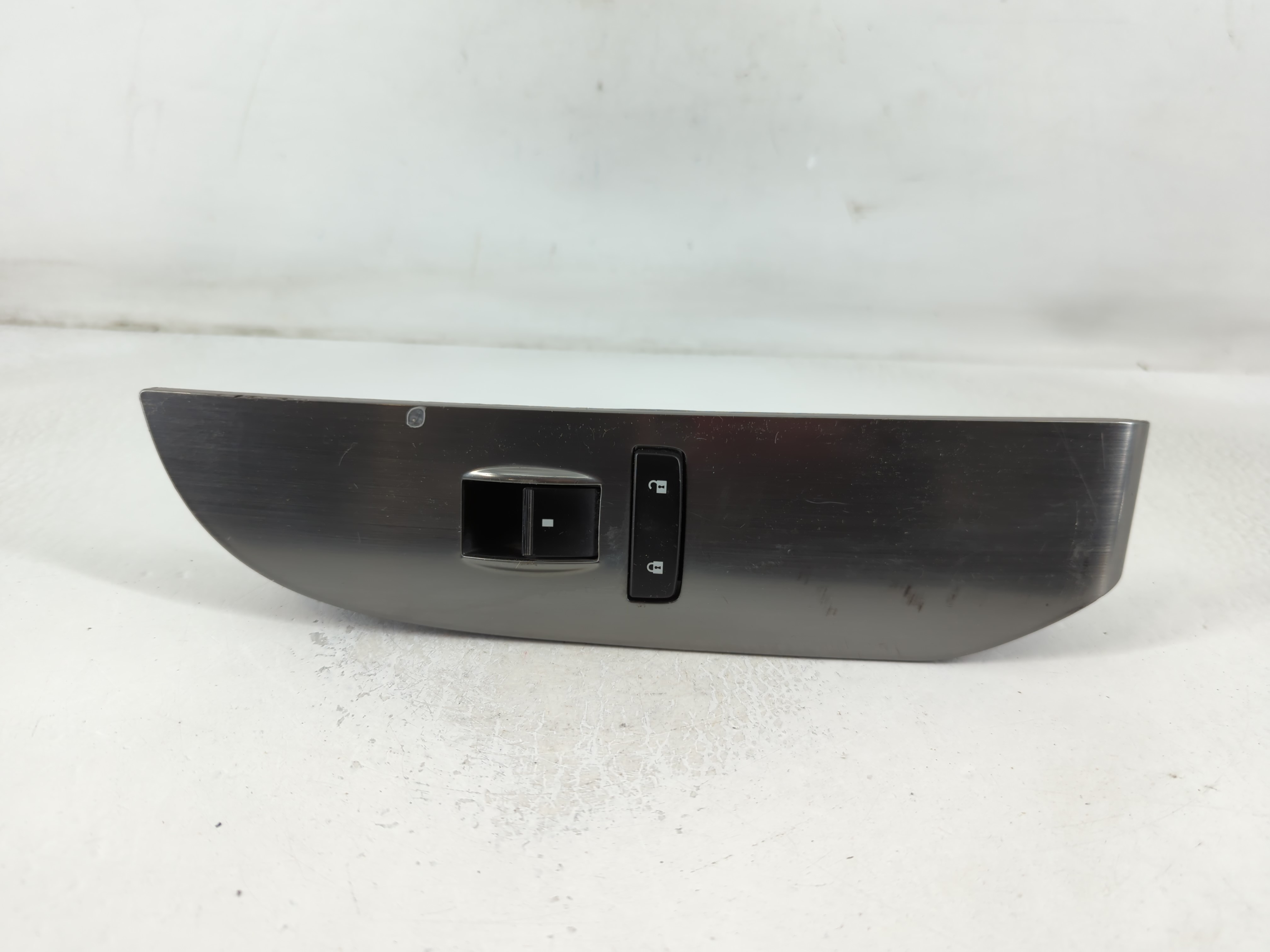 Picture of 2008 Chevrolet Tahoe Driver Left Door Master Power Window Switch 778236