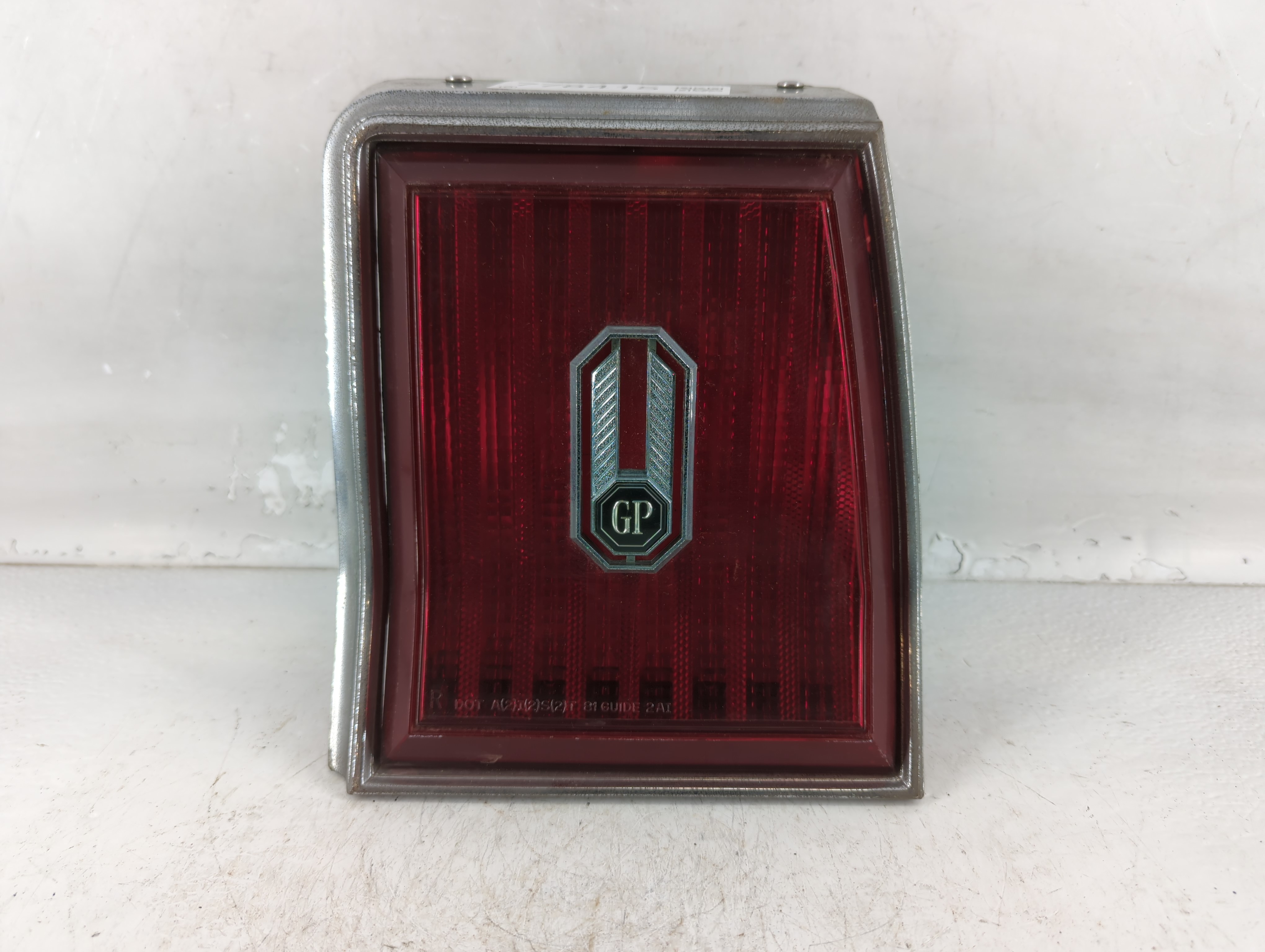 1982 Pontiac Grand Prix Passenger Right Side Tail Light Taillight Oem 778415 - Oemusedautoparts1.com