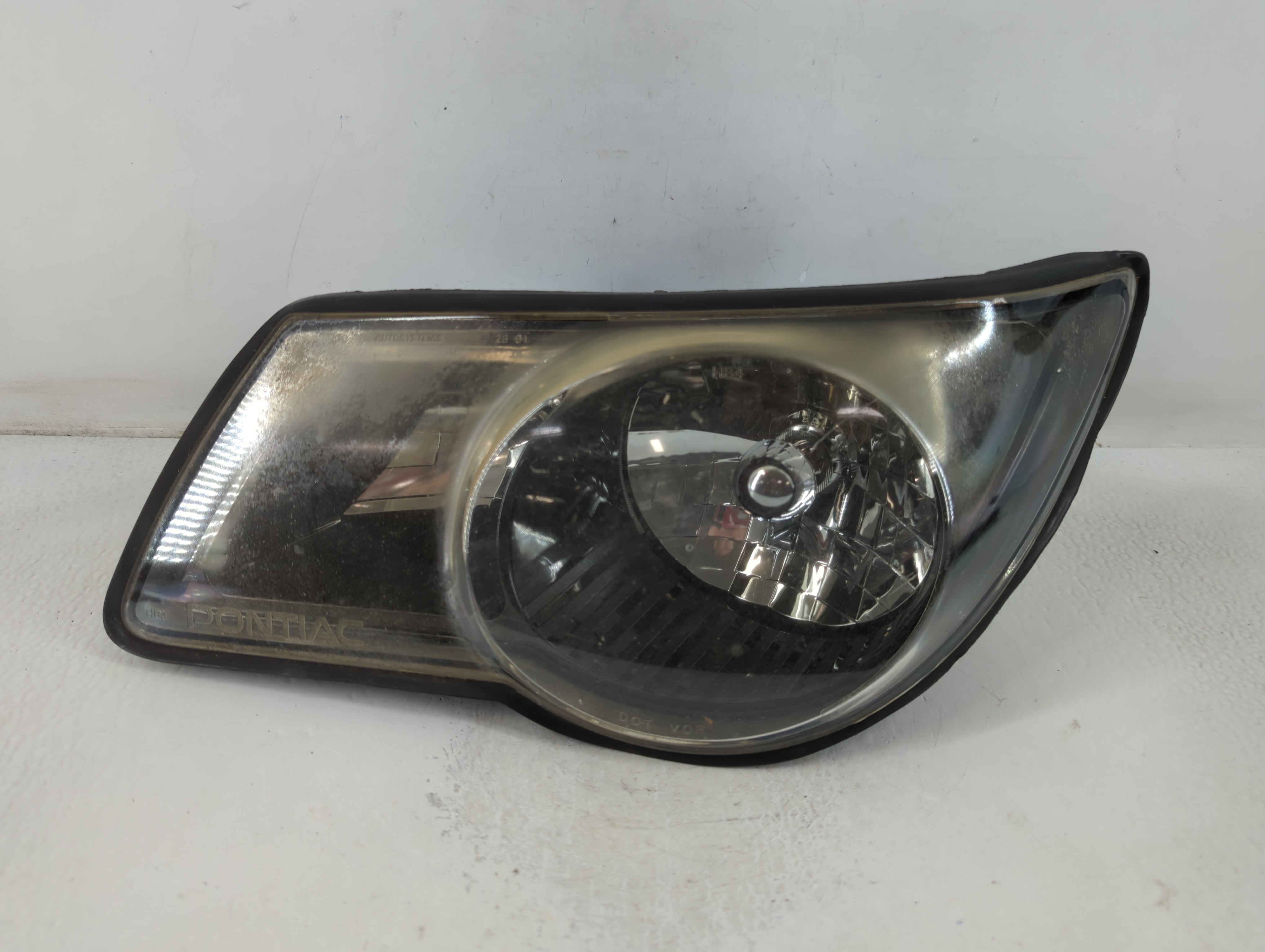 Picture of 2001-2005 Pontiac Aztek Driver Left Oem Head Light Headlight Lamp 778453