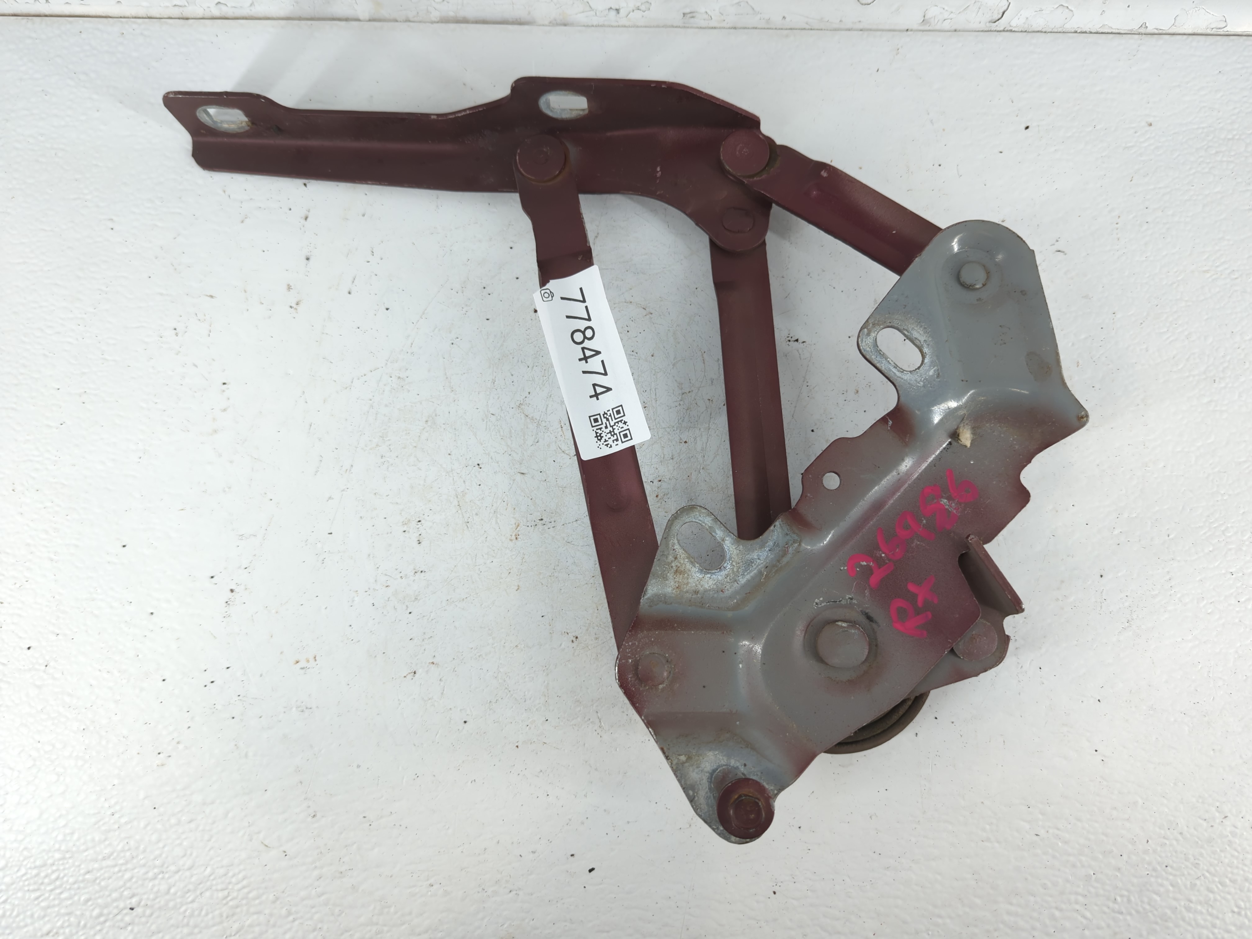 2001 Dodge Ram 1500 Driver Left Hood Hinge 778474 - Oemusedautoparts1.com