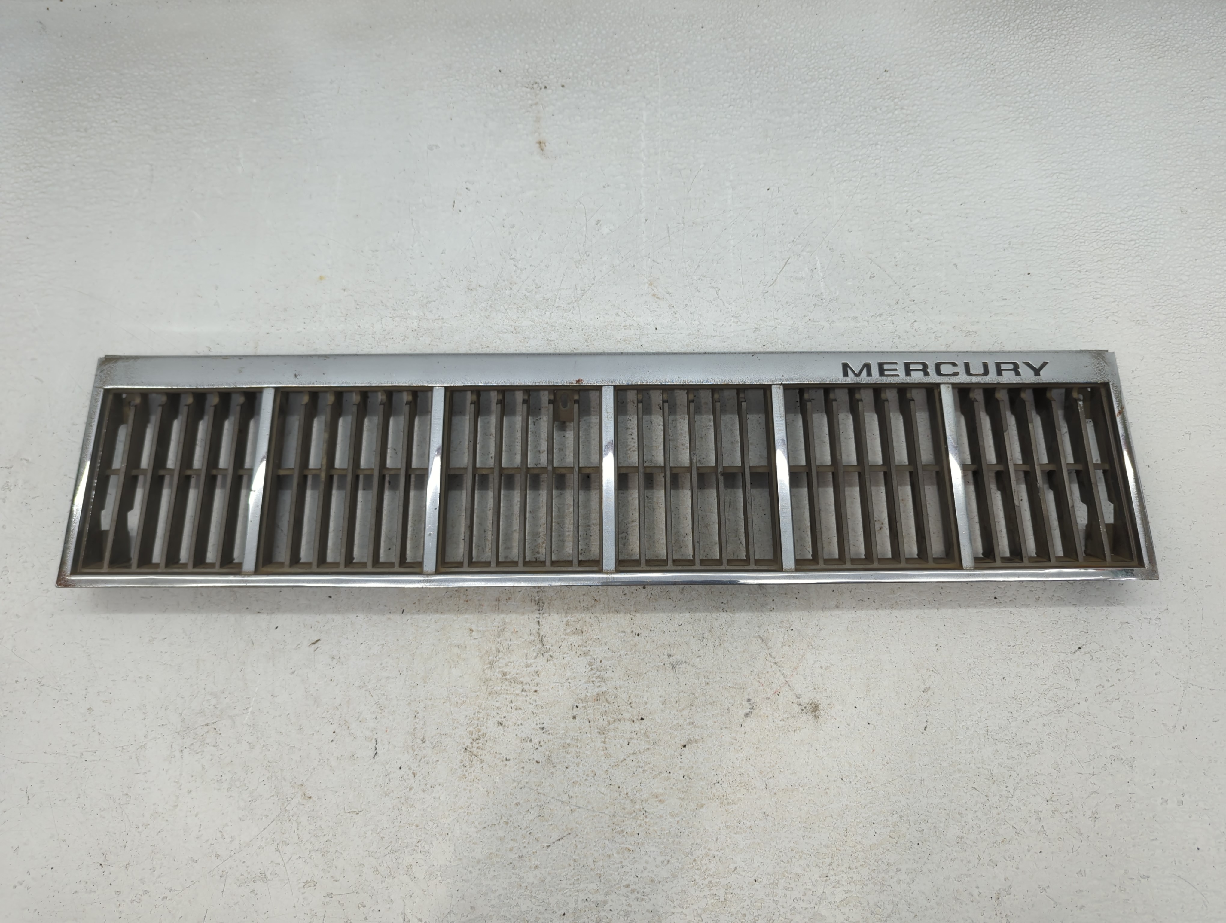 Picture of 1985 Mercury Lynx Front Bumper Grille Cover 778514