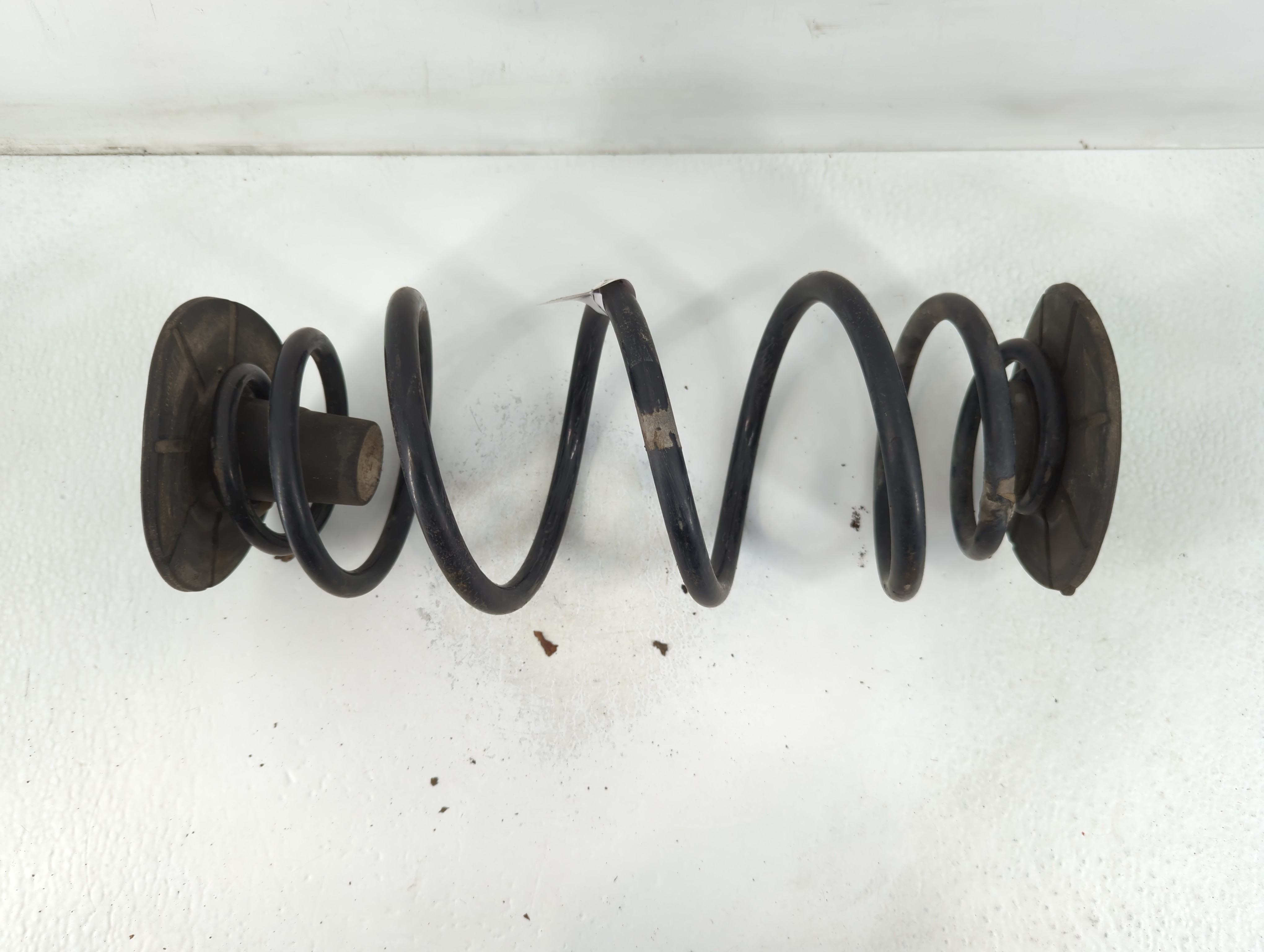 2004-2008 Chevrolet Malibu Passenger Rear Coil / Airspring - Oem 778536 - Oemusedautoparts1.com
