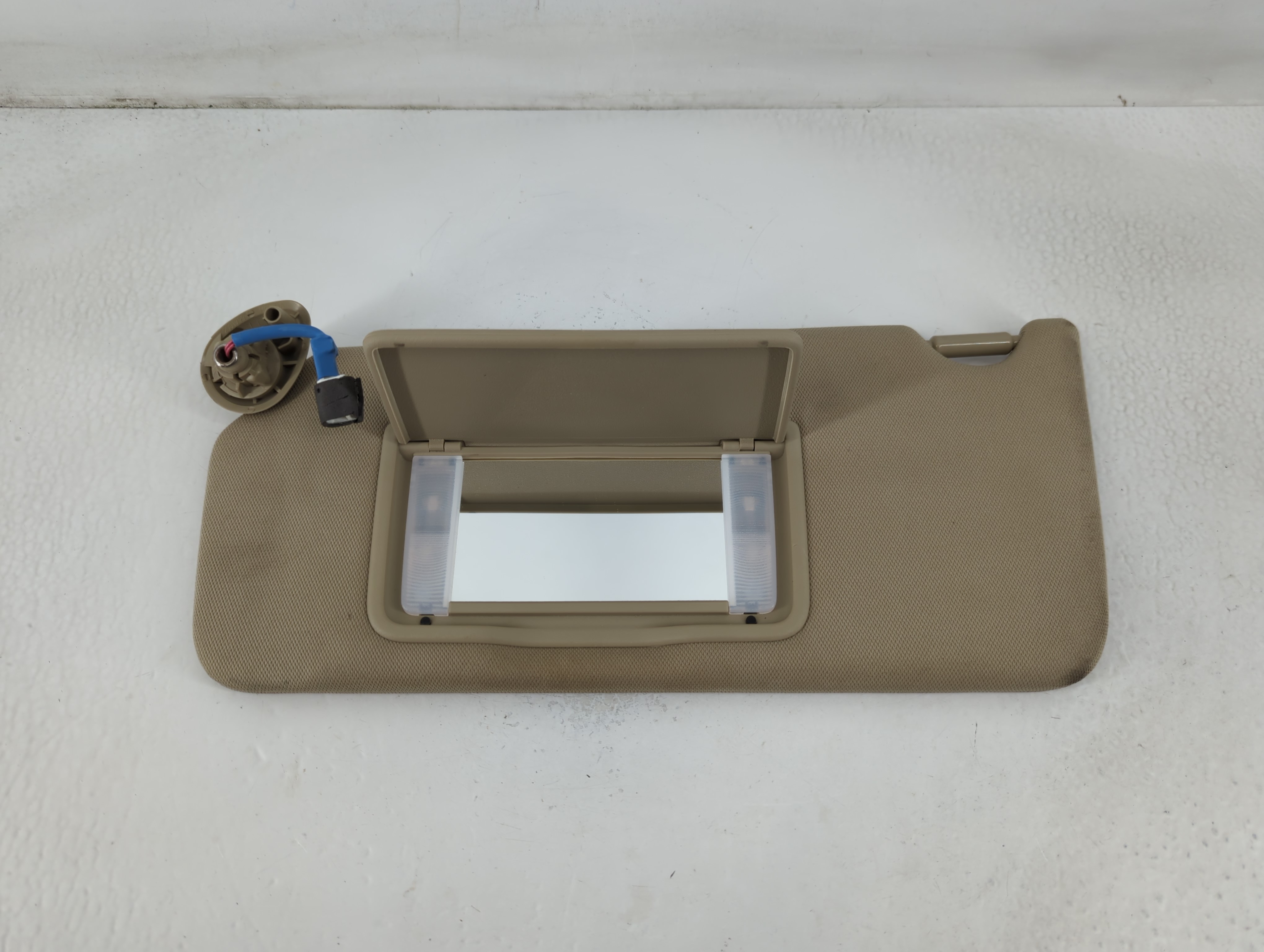Picture of 2009-2015 Honda Pilot Passenger Sun Visor Mirror Right Sunvisor Beige 778610