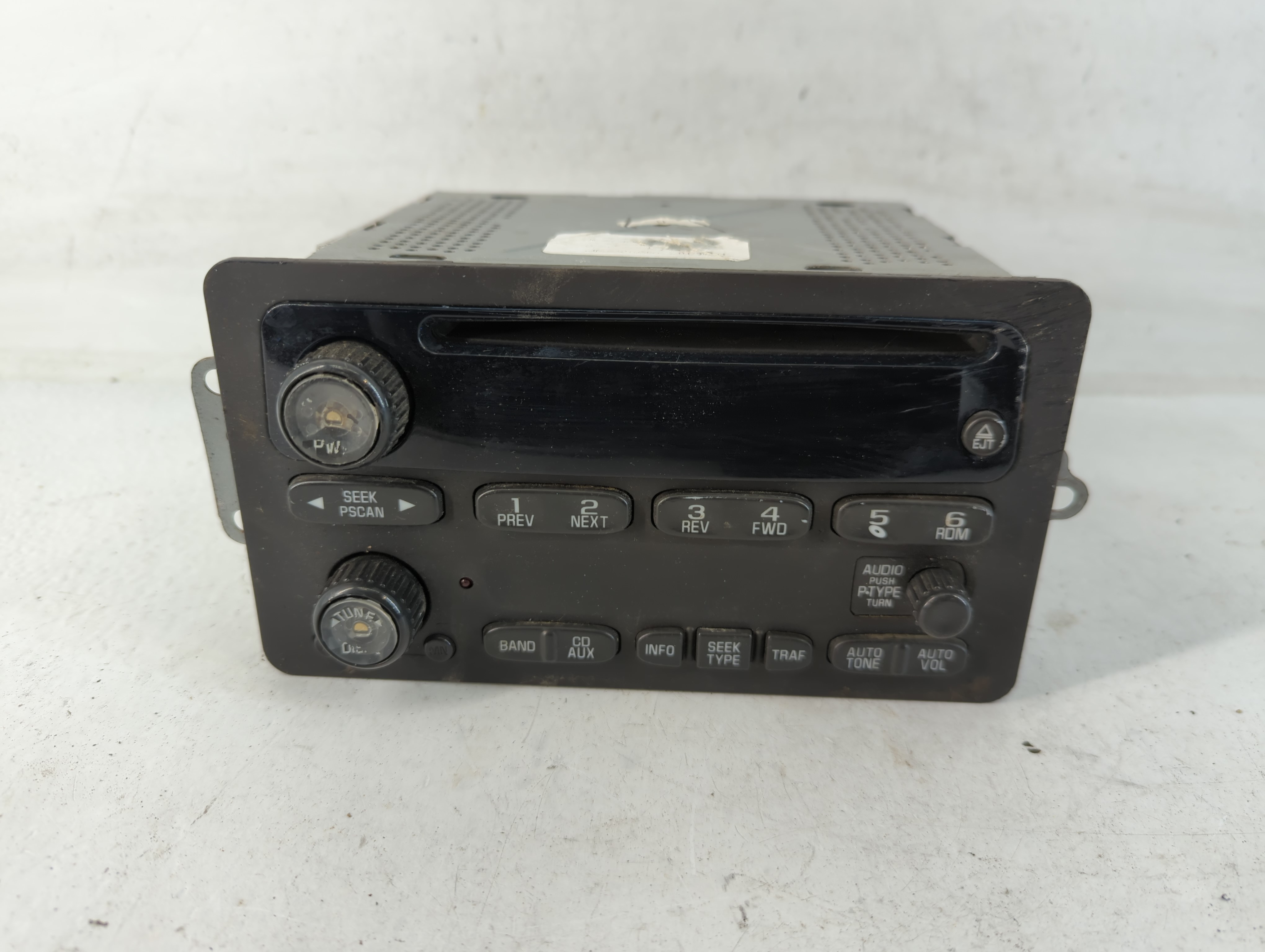 2003-2005 Chevrolet Cavalier Am Fm Cd Player Radio Receiver 778720 - Oemusedautoparts1.com