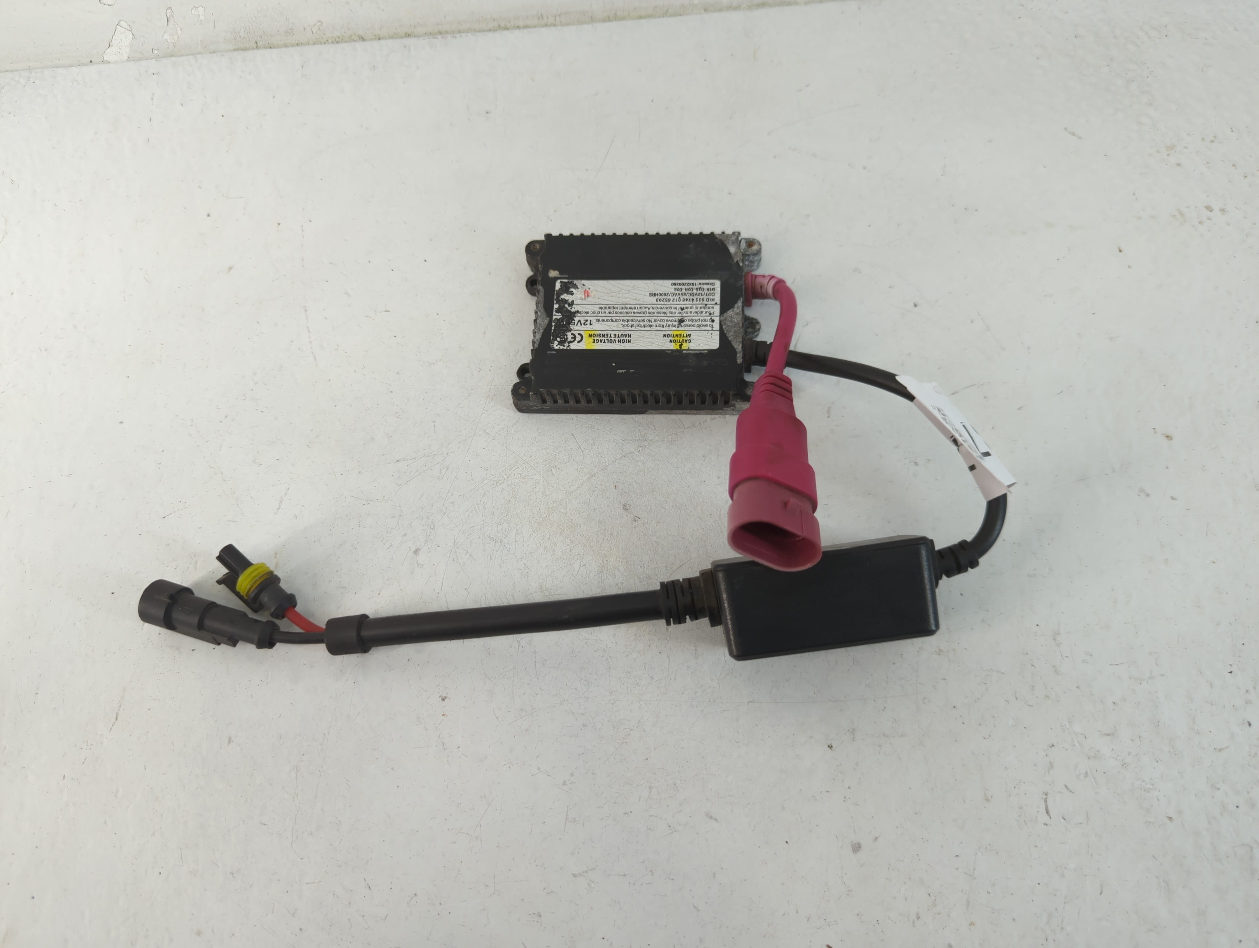 Picture of 2008 Bmw 320i xenon light stabilizer or Ballast Conversion kit 778787
