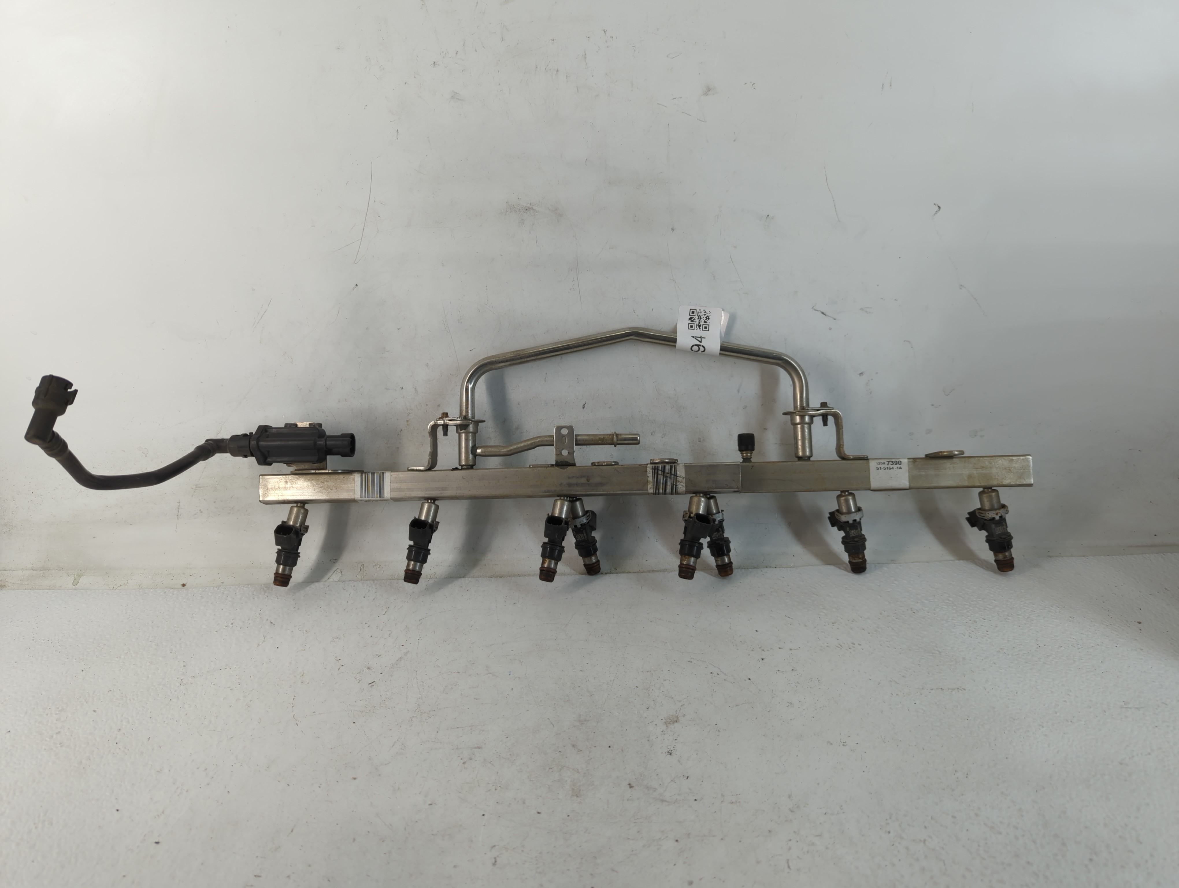 2005 Gmc Envoy Xl Fuel Injectors 778794 - Oemusedautoparts1.com
