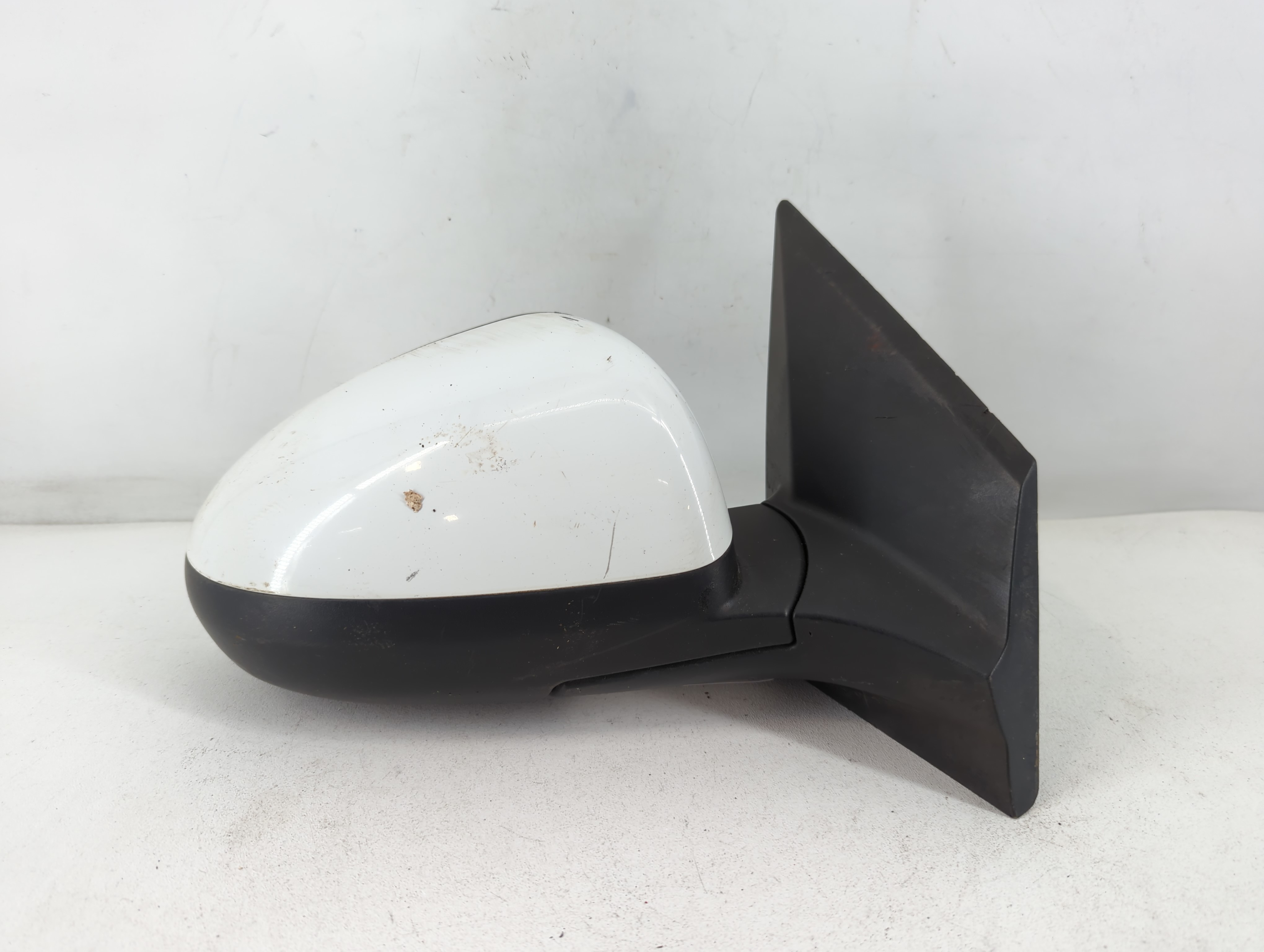 2013-2014 Chevrolet Sonic Passenger Right Side View Power Door Mirror 778890 - Oemusedautoparts1.com