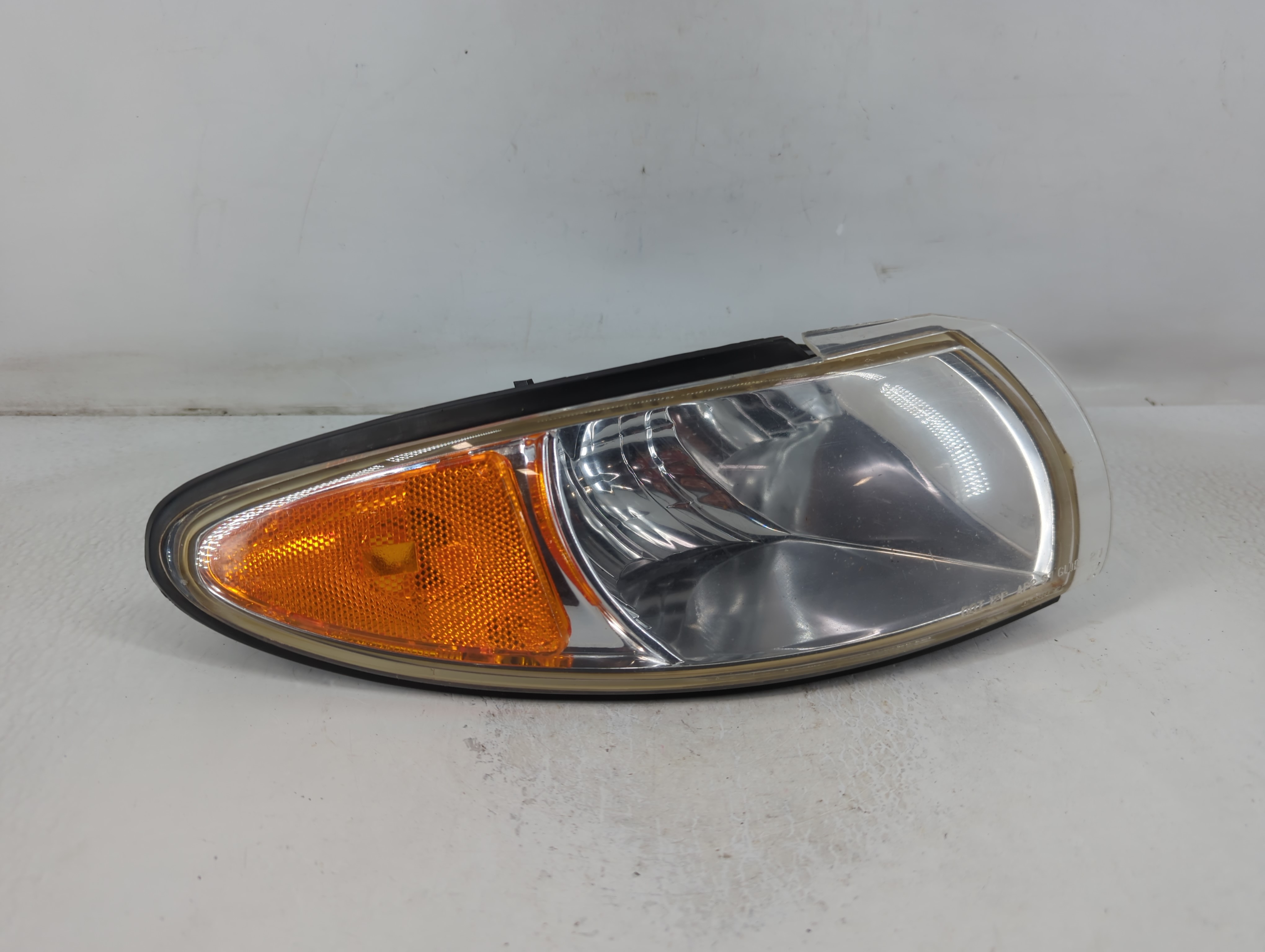 1997-2003 Pontiac Grand Prix Passenger Right Oem Front Light Lamp 778908 - Oemusedautoparts1.com