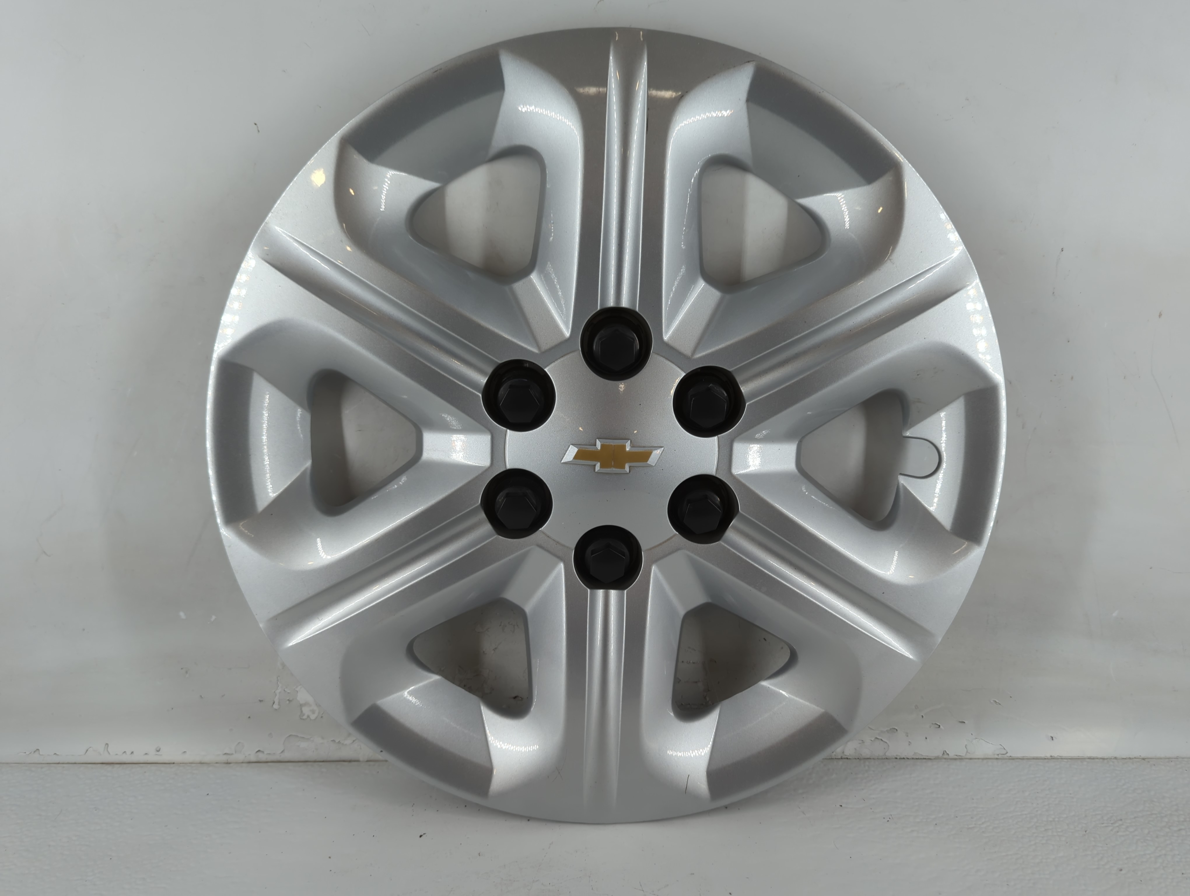 2010 Chevrolet Traverse Driver Front Wheel Hub Oem 778913 - Oemusedautoparts1.com