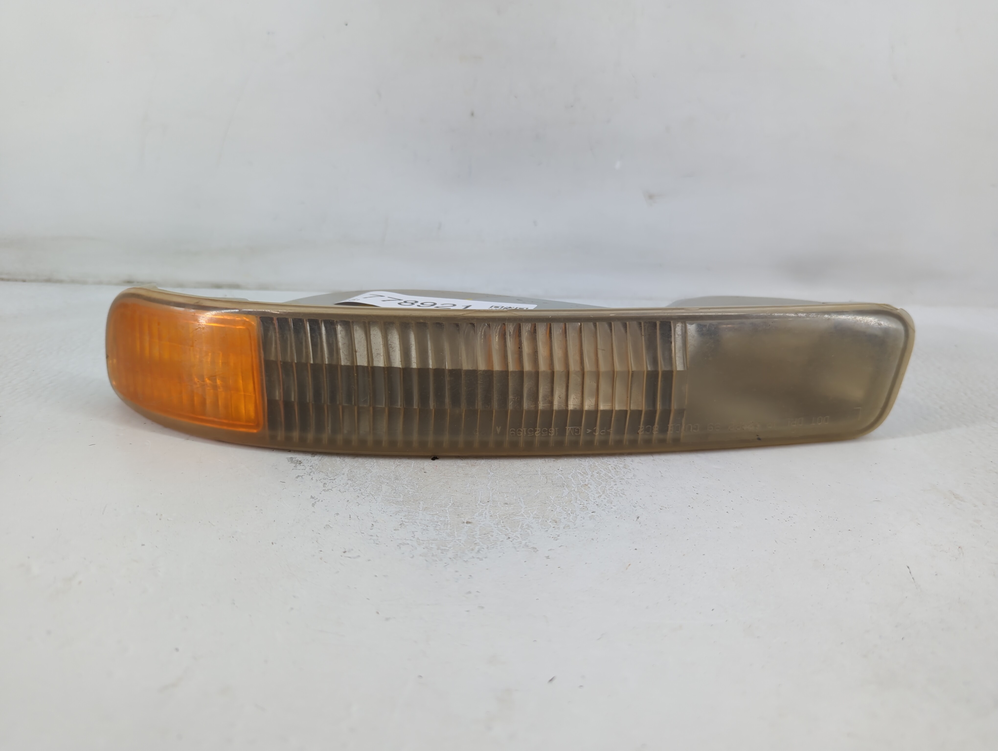 2006-2007 Gmc Sierra 1500 Driver Left Oem Head Light Headlight Lamp 778921 - Oemusedautoparts1.com