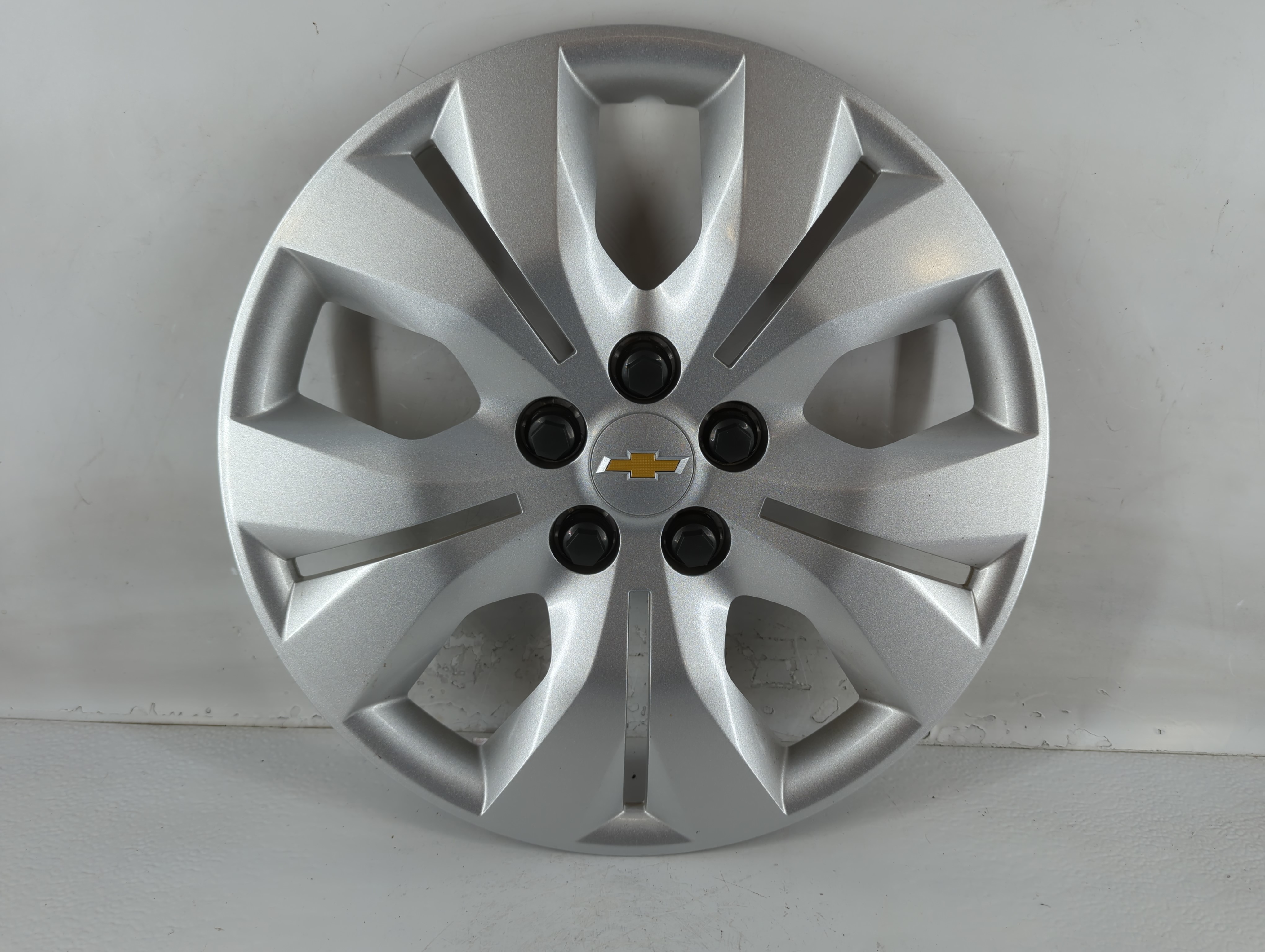 Picture of 2011-2016 Chevrolet Cruze Driver Front Wheel Hub Oem 778927