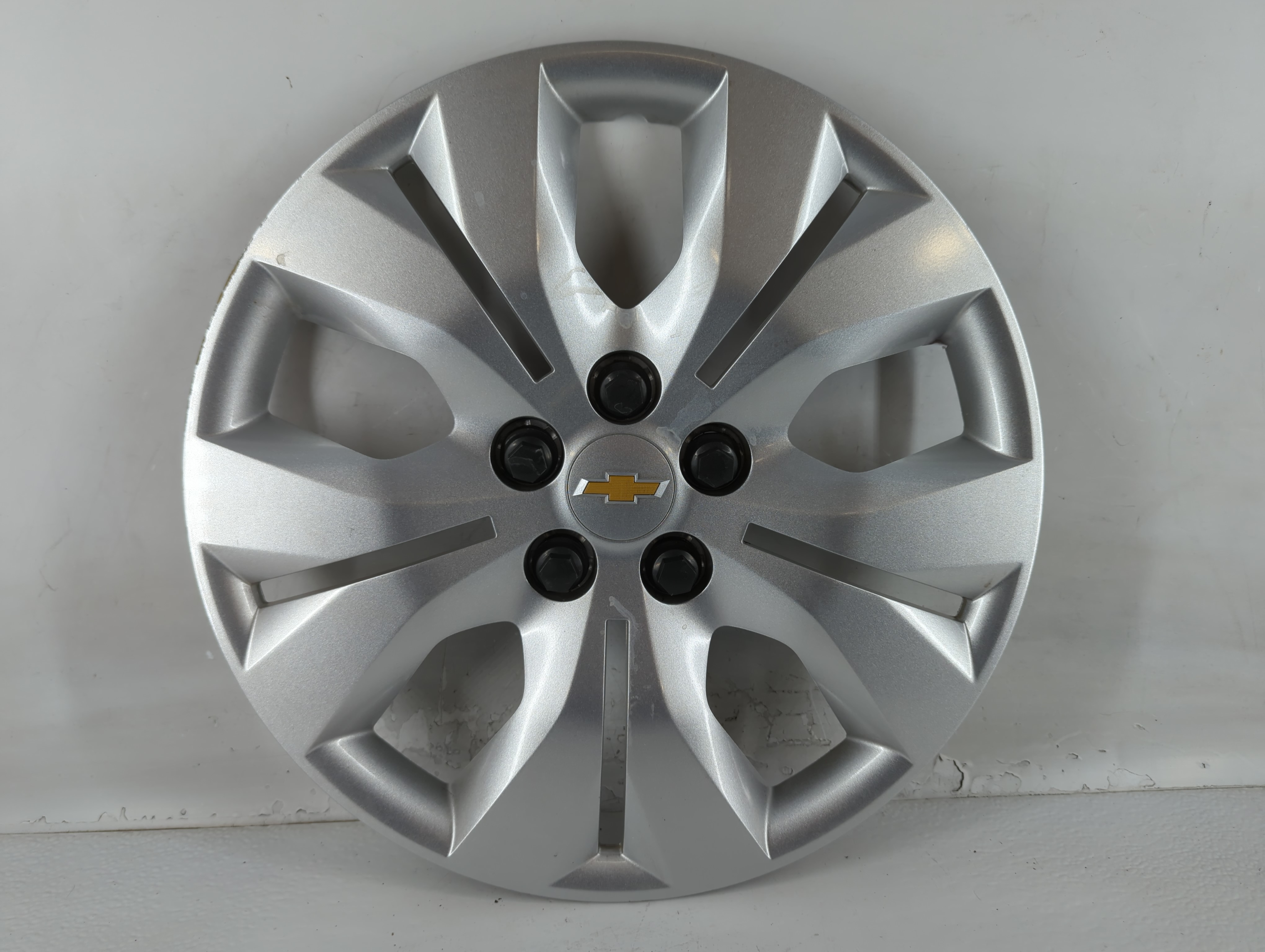 Picture of 2016-2019 Chevrolet Cruze Driver Front Wheel Hub Oem 778929