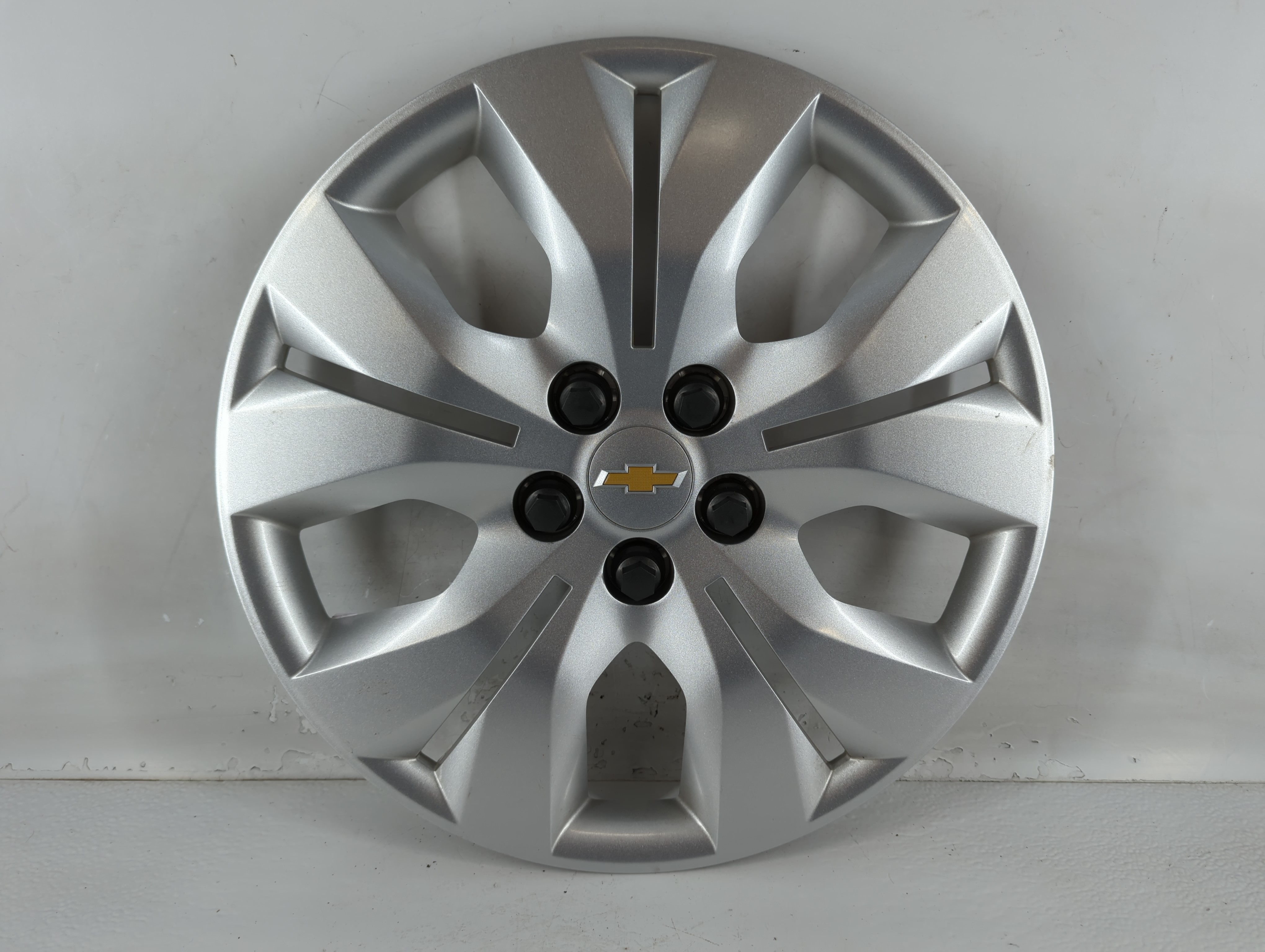 Picture of 2014 Chevrolet Cruze Driver Front Wheel Hub Oem 778953