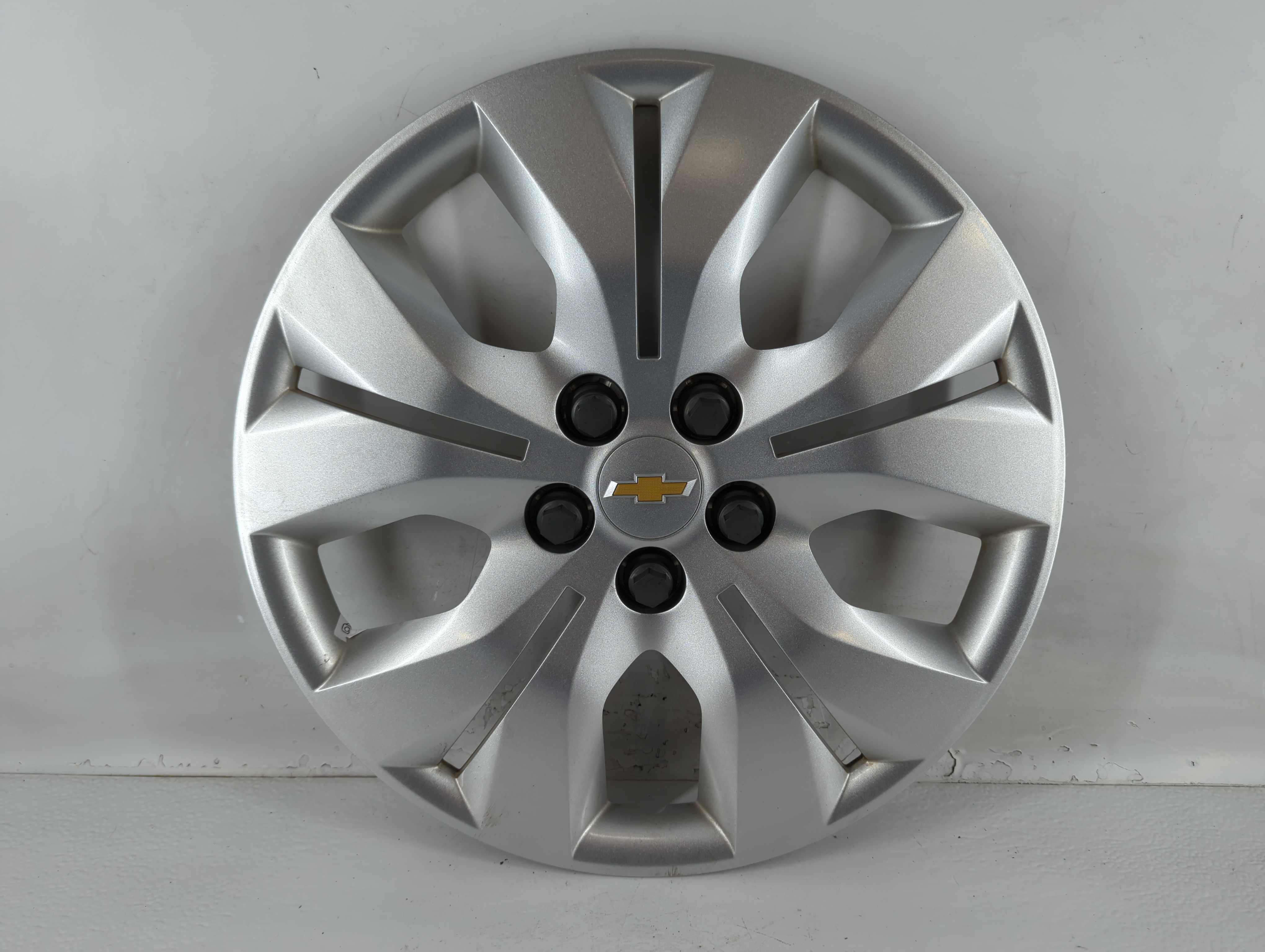 Picture of 2016-2018 Chevrolet Cruze Hubcap Wheel Cover 778955