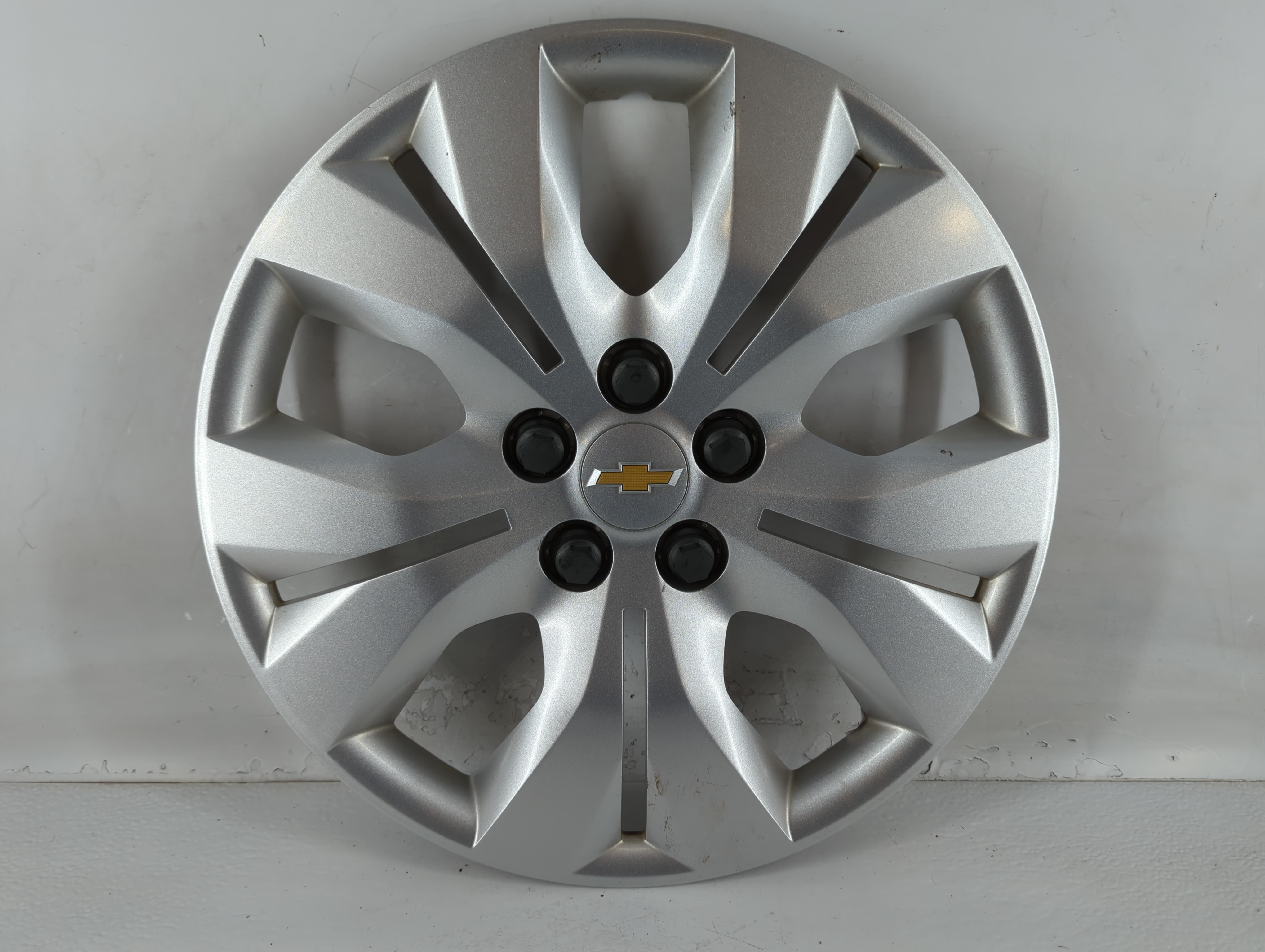 Picture of 2016 Chevrolet Cruze Hubcap Wheel Cover 778956