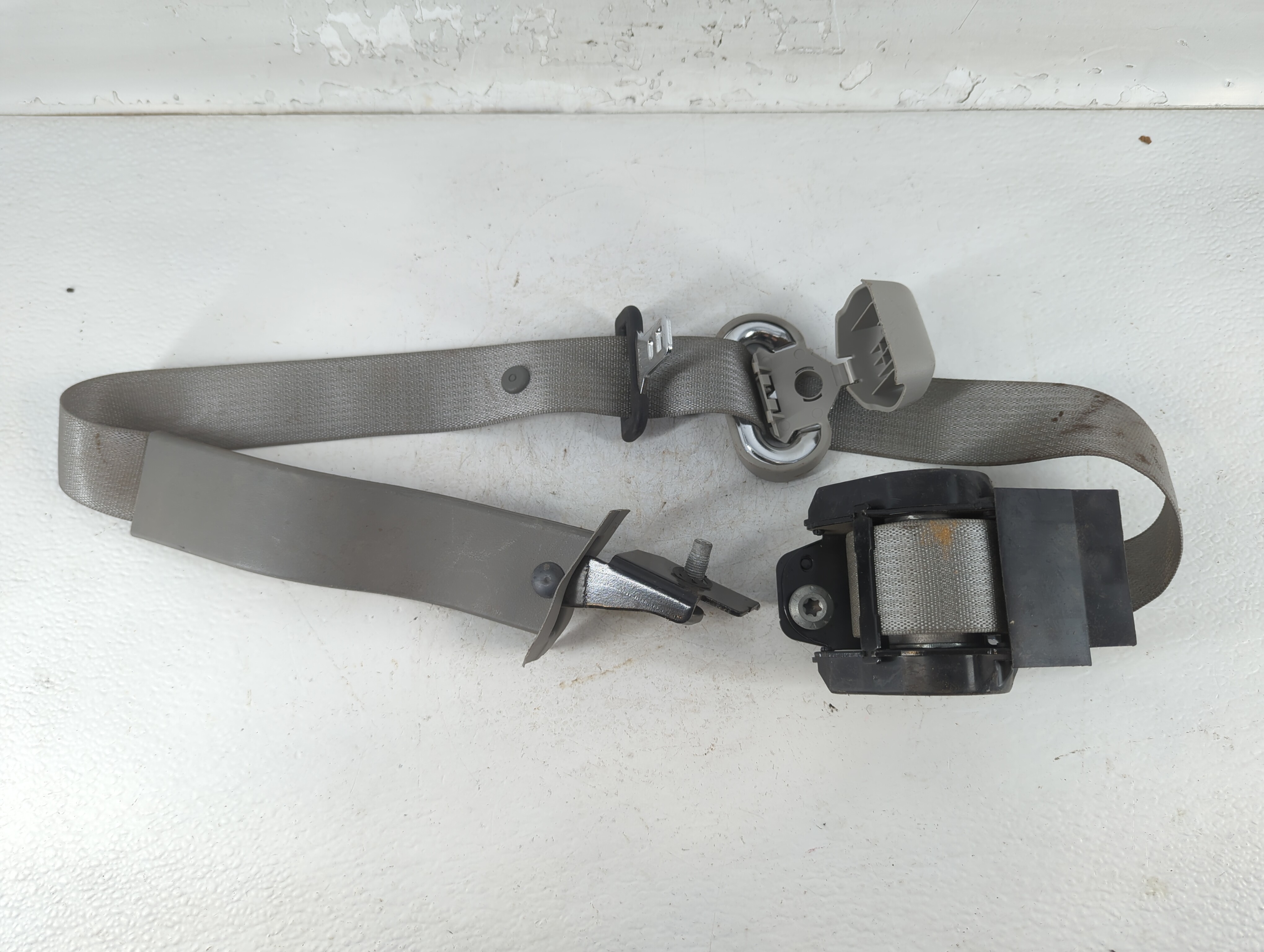 Picture of 2015-2022 Ford Mustang Passenger Right Seat Belt Front Retractor 778977