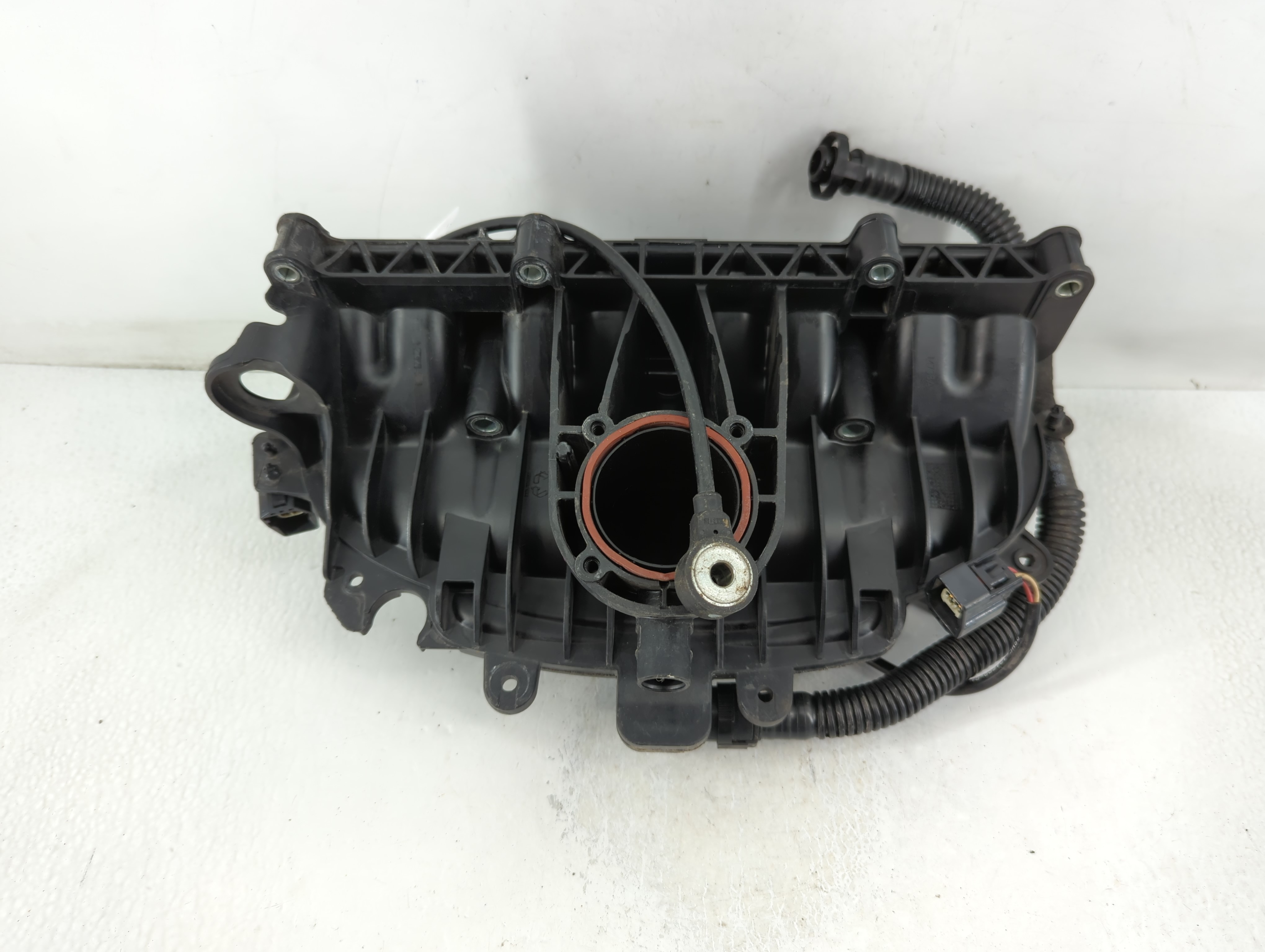 2013-2016 Ford Escape Air Intake Manifold 778992 - Oemusedautoparts1.com