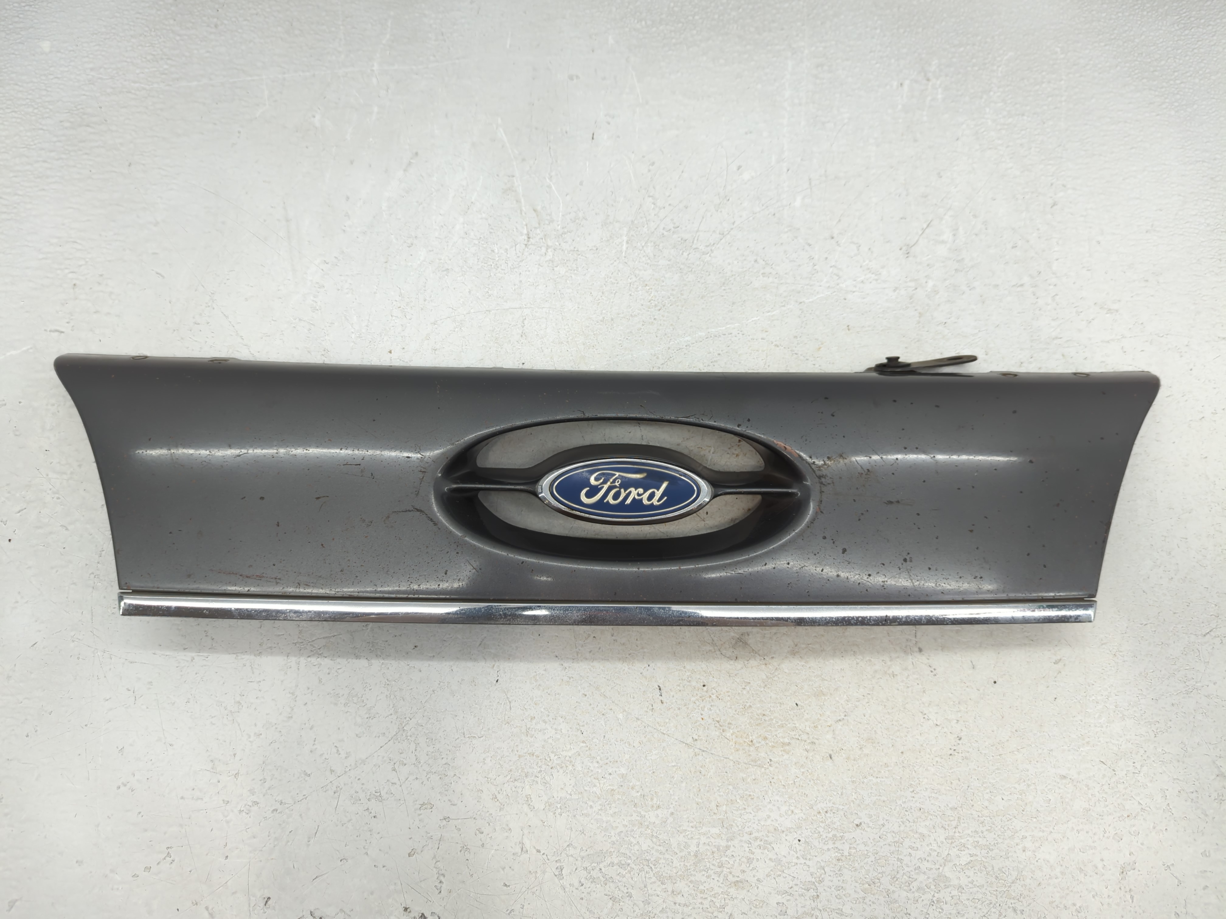 Picture of 2002 Ford Fusion Front Bumper Grille Cover 778997