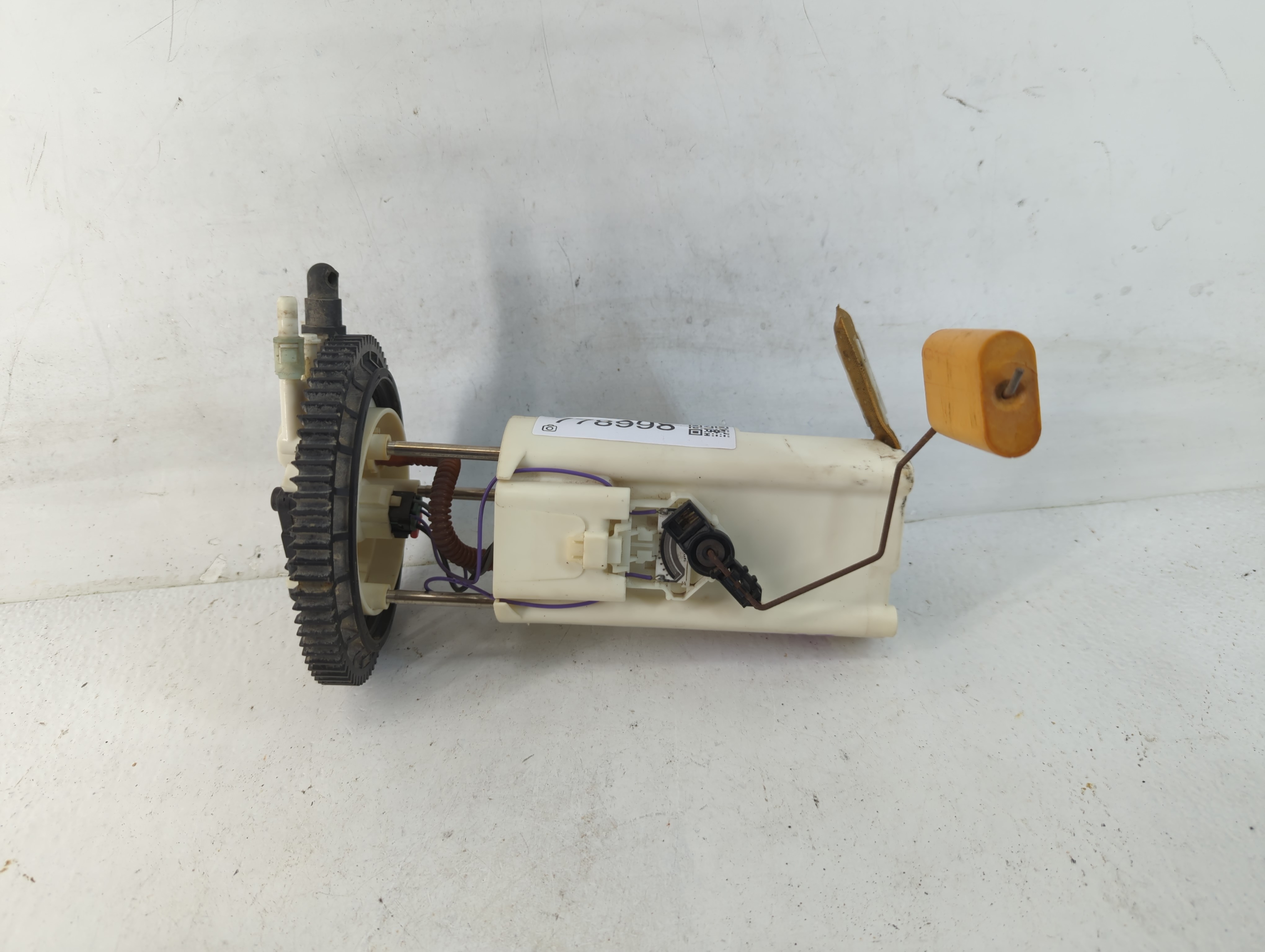 2013-2018 Ford Focus Electrical Gas Fuel Pump Assembly 778998 - Oemusedautoparts1.com