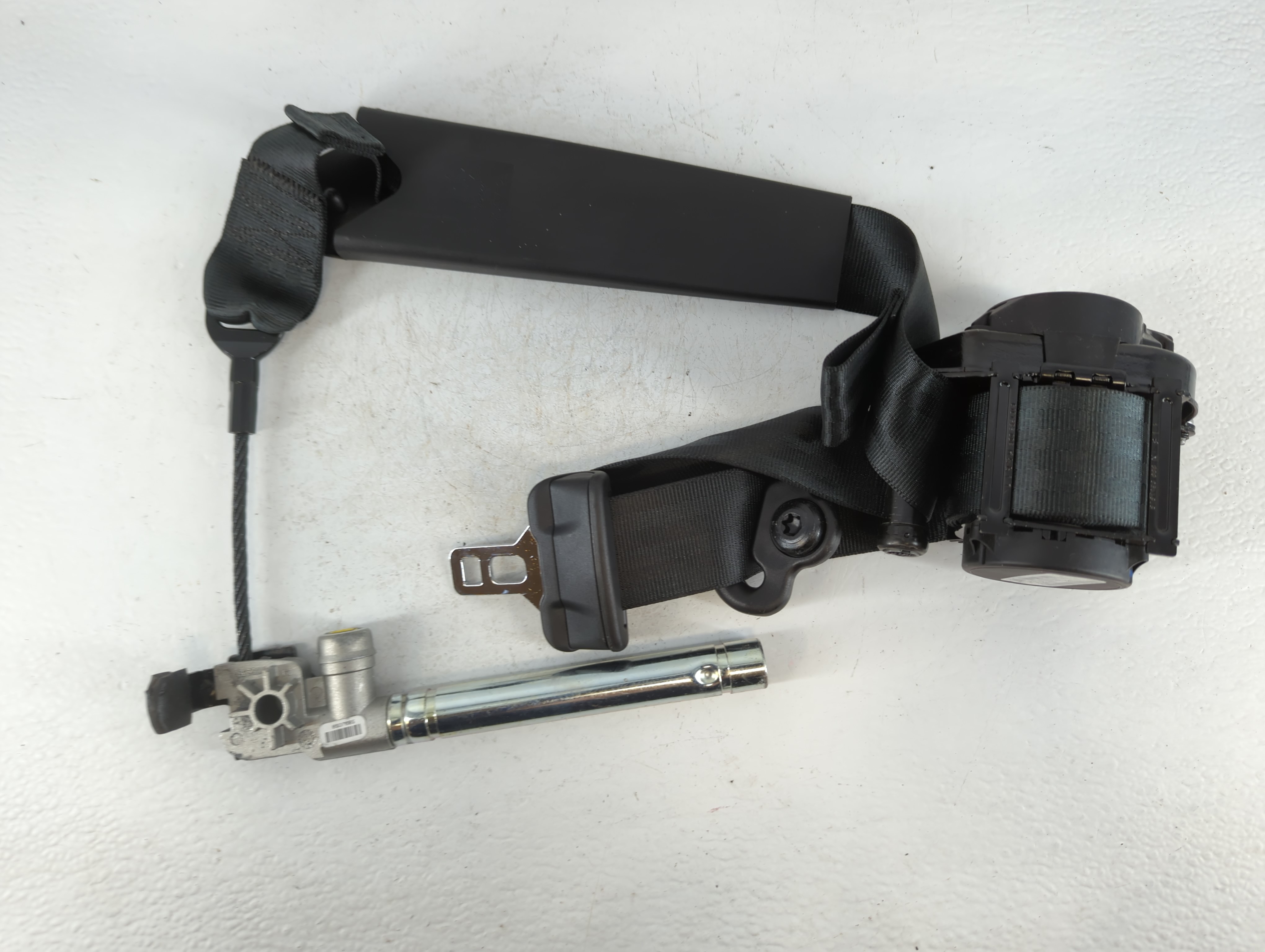 Picture of 2013-2015 Ford Escape Passenger Front Seatbelt Buckle 779012