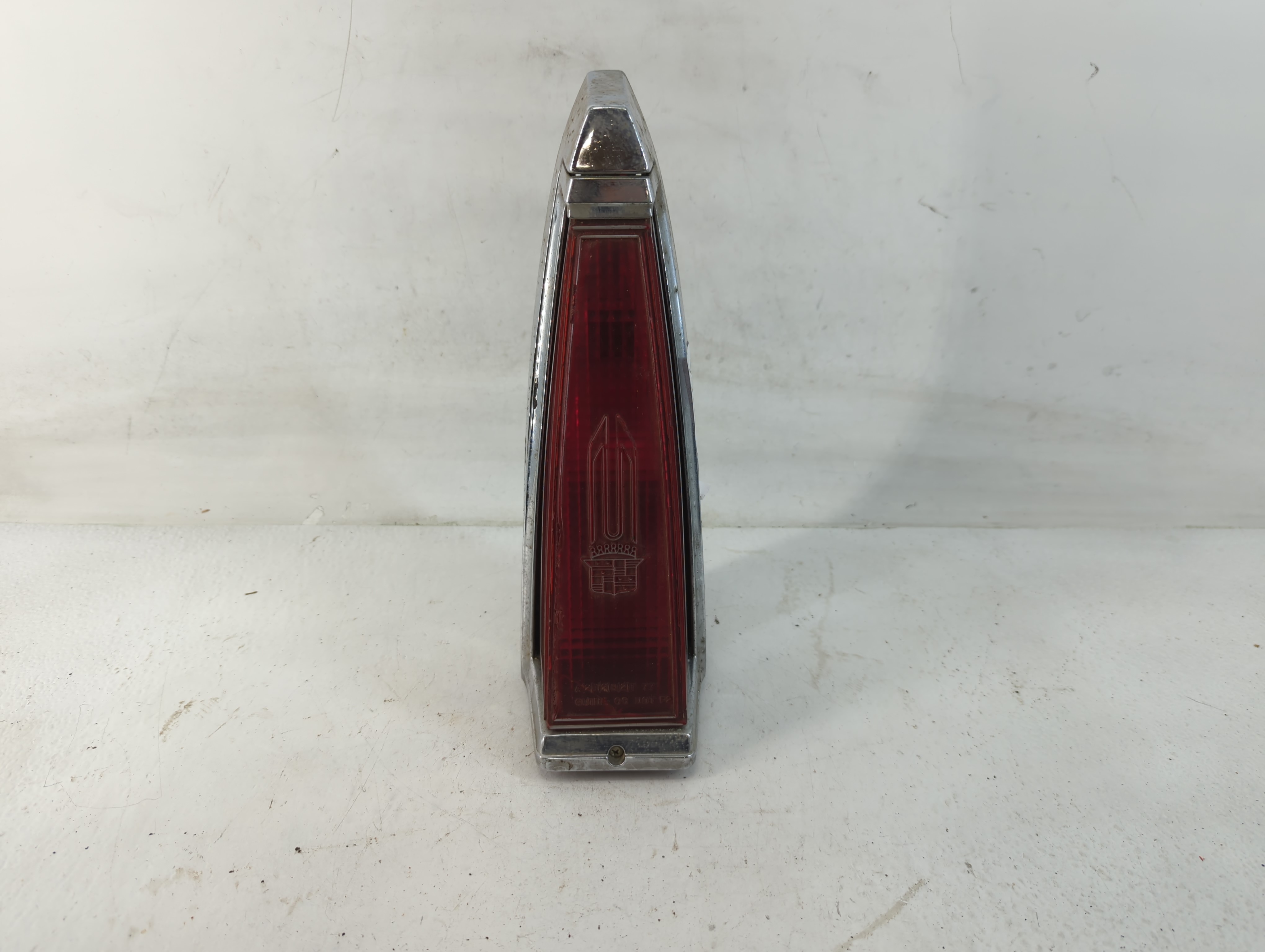 Picture of 1977 Cadillac Escalade Passenger Right Side Tail Light Taillight Oem 779058