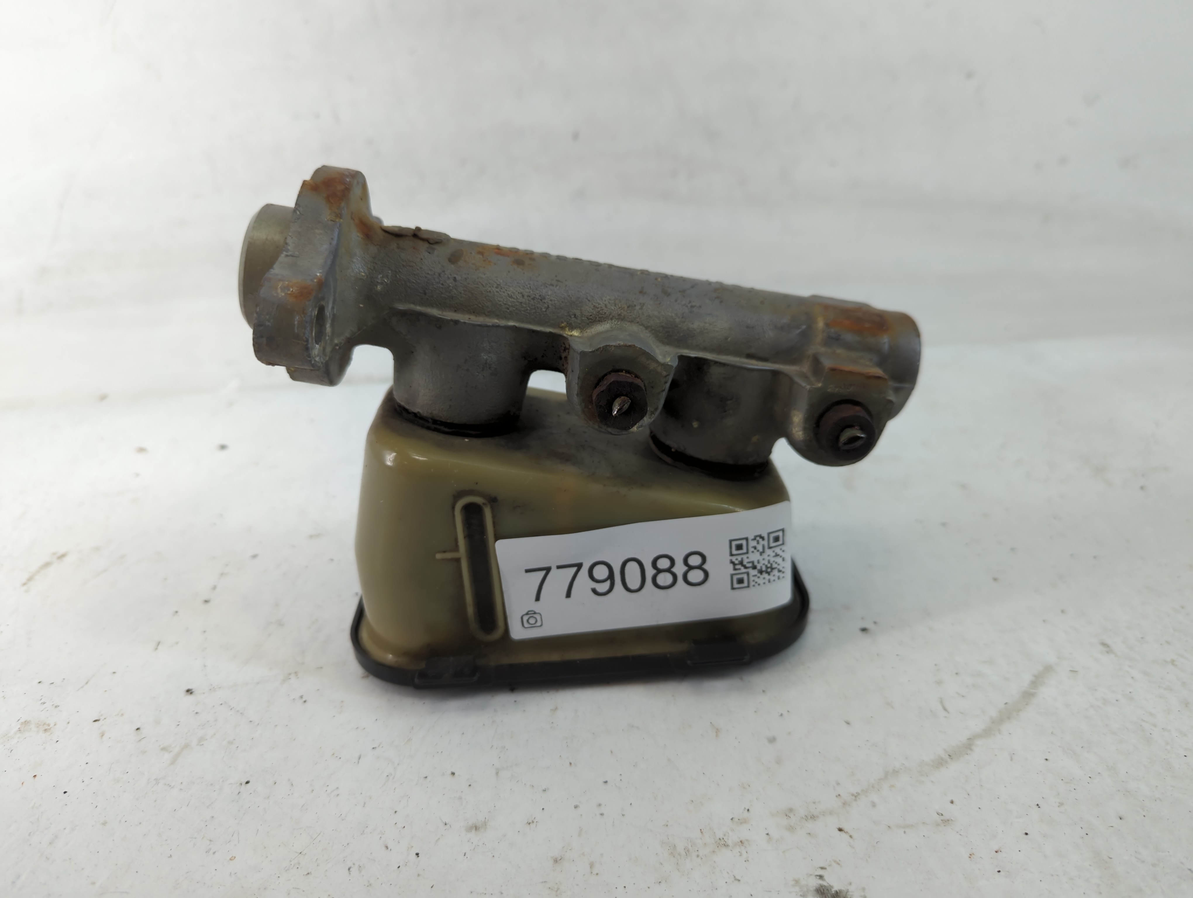 1989 Cadillac Deville Brake Master Cylinder 779088 - Oemusedautoparts1.com