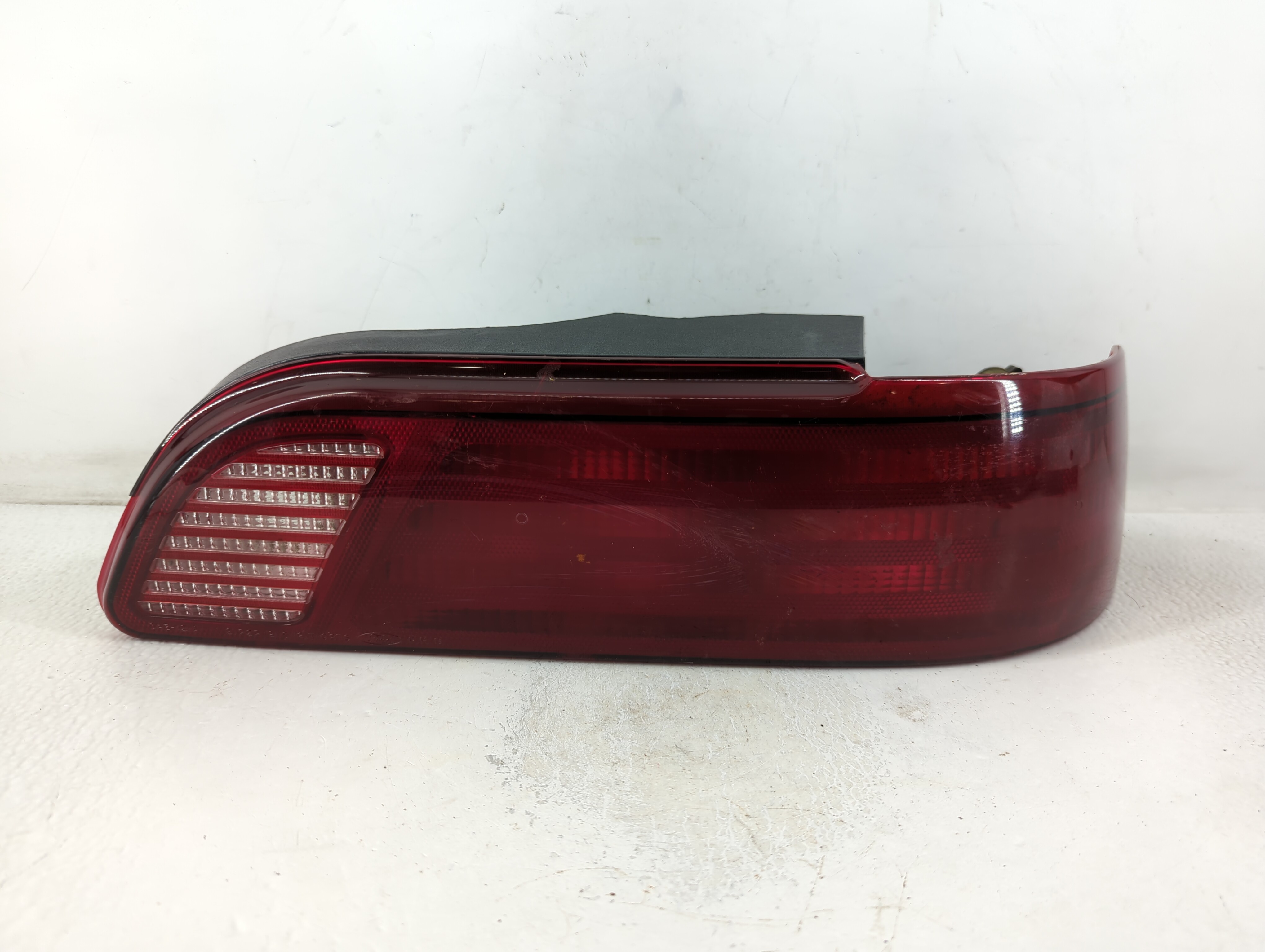 1992 Ford Taurus Passenger Right Side Tail Light Taillight Oem 779109 - Oemusedautoparts1.com