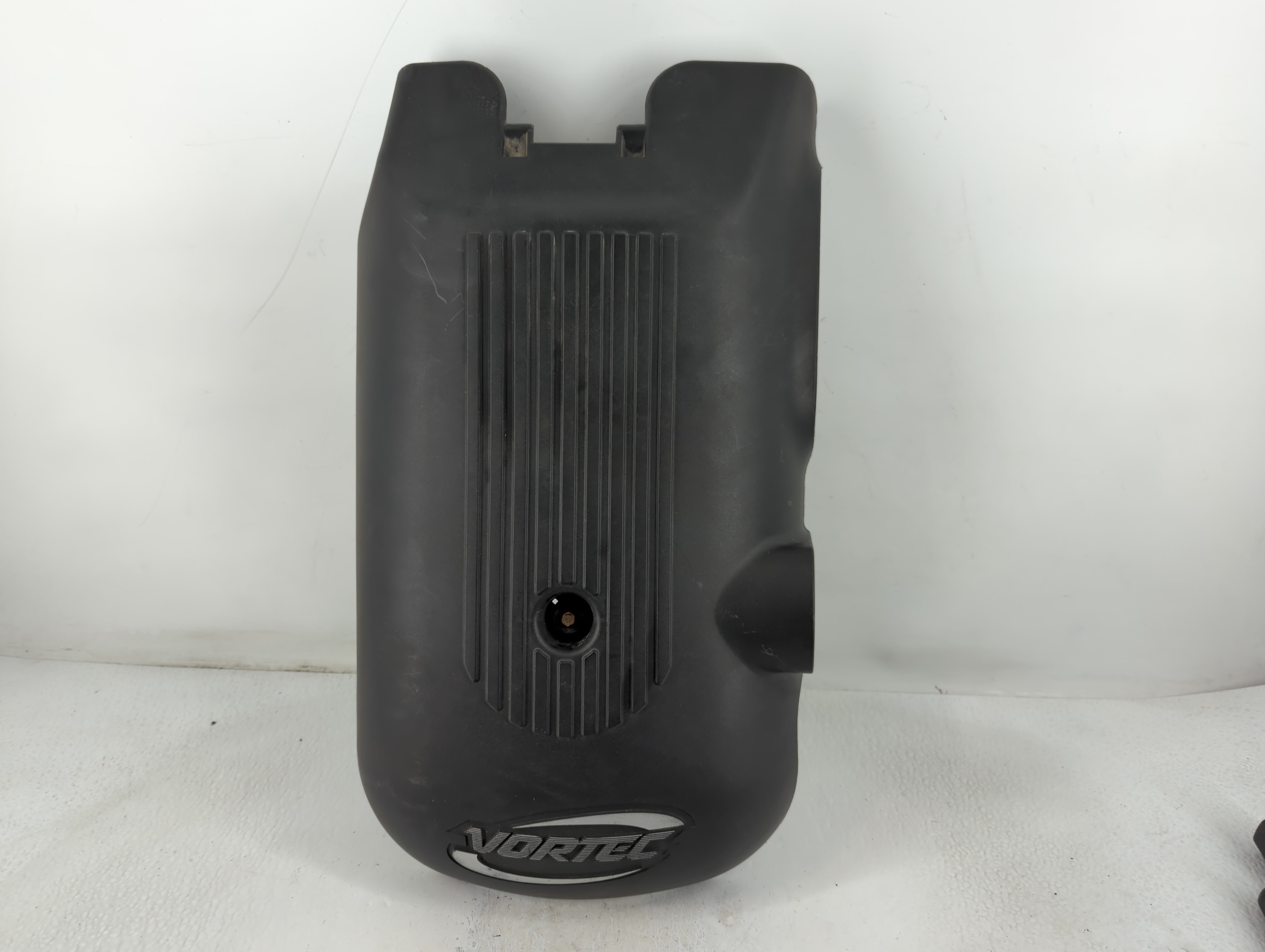 Picture of 2006 Gmc Sierra Engine Cover 779139