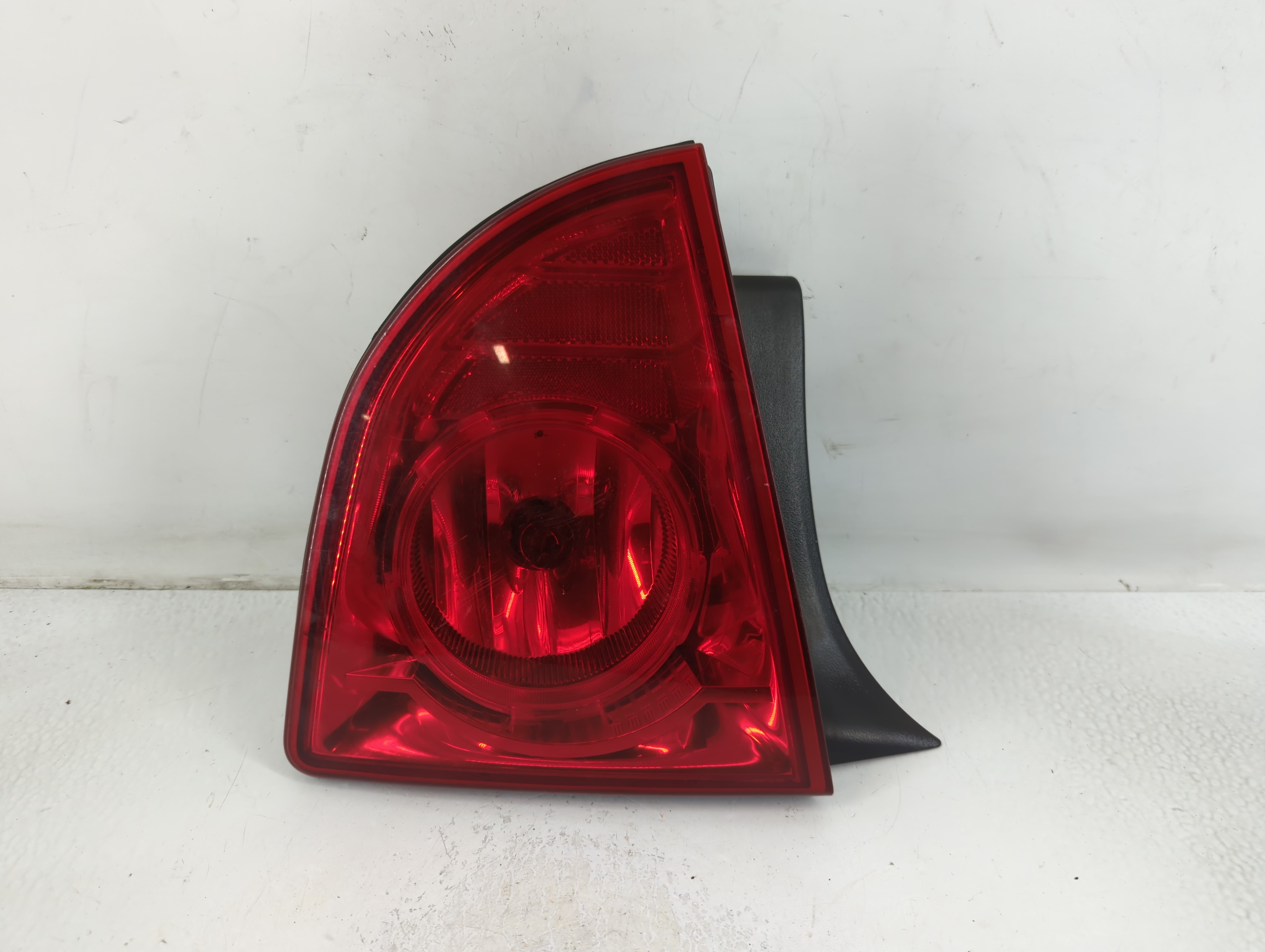 2008-2012 Chevrolet Malibu Driver Left Side Tail Light Taillight Oem 779142 - Oemusedautoparts1.com