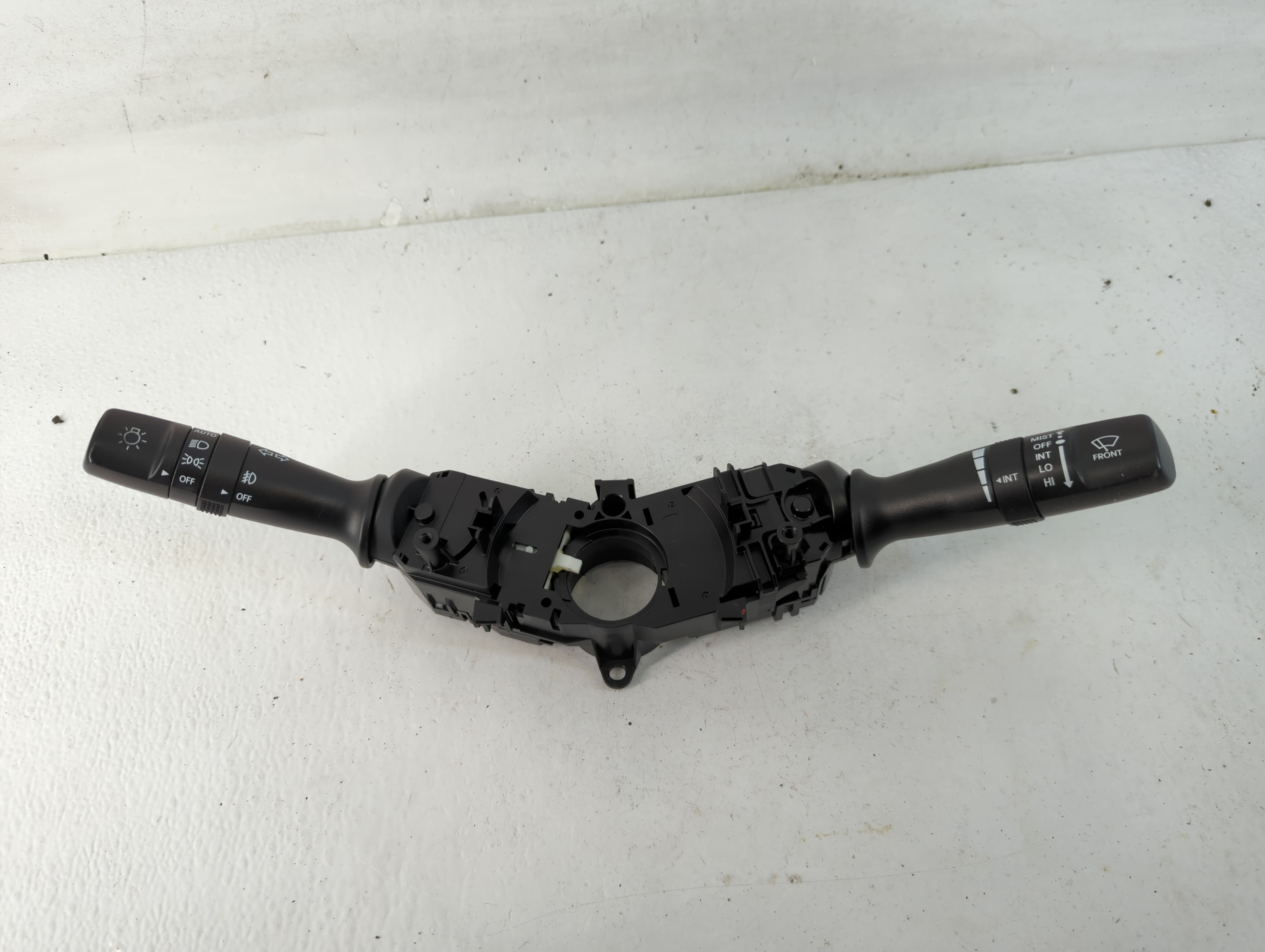 2014-2016 Kia Forte Column Switch 779147 - Oemusedautoparts1.com