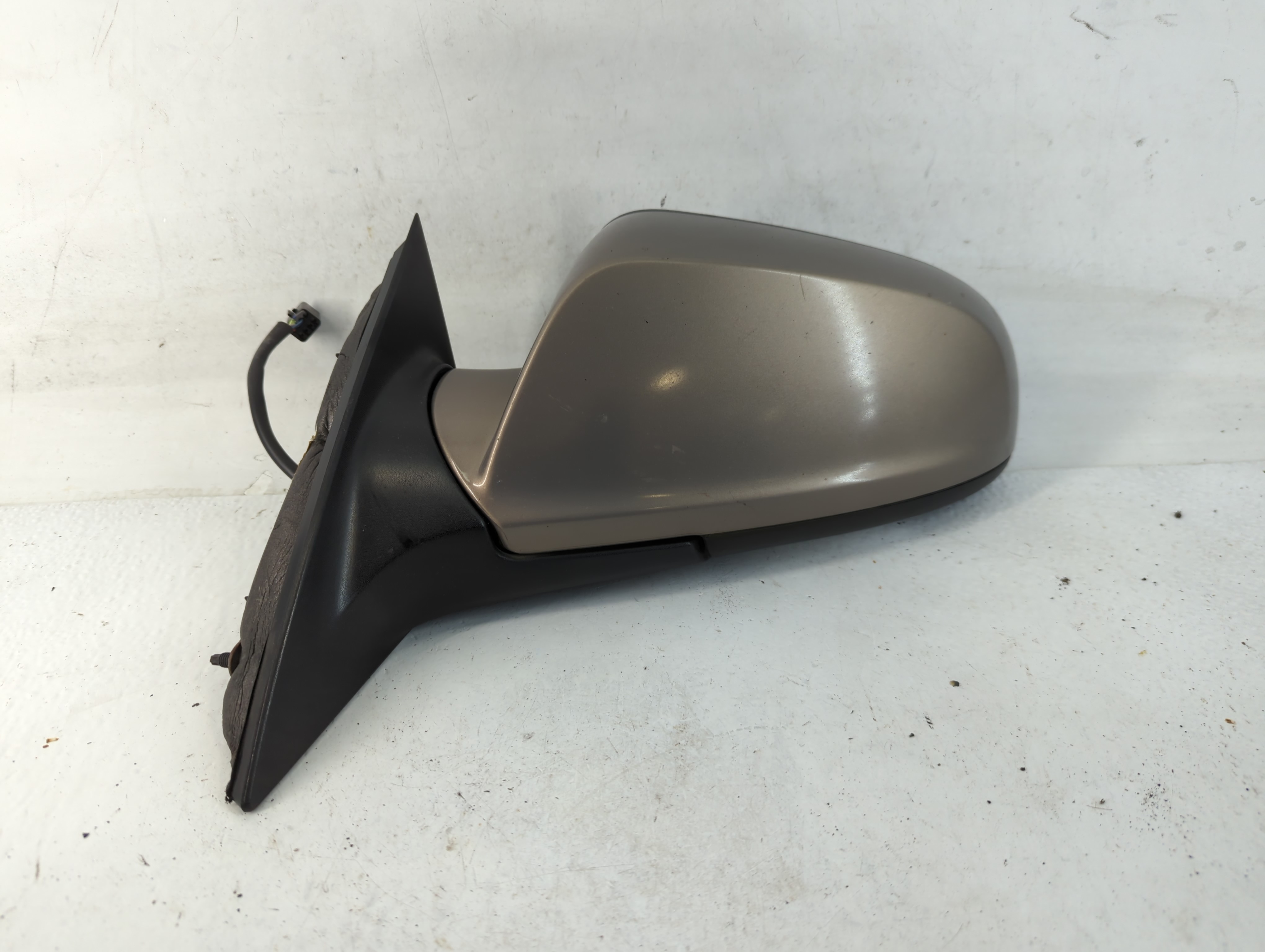 2007-2009 Saturn Aura Passenger Right Side View Power Door Mirror Beige 779158 - Oemusedautoparts1.com