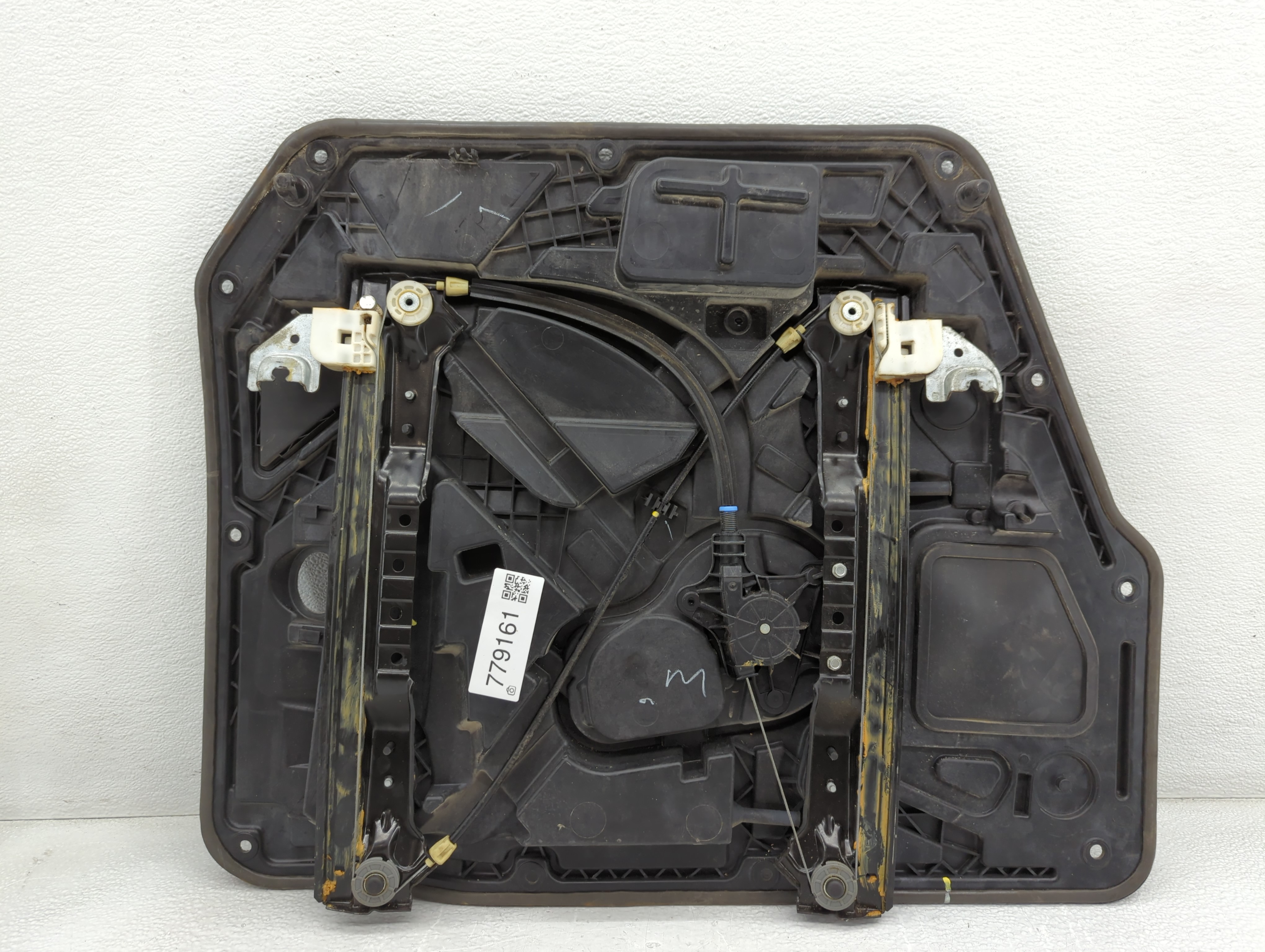 Picture of 2008-2016 Chrysler Town & Country Driver Left Rear Window Regulator 779161