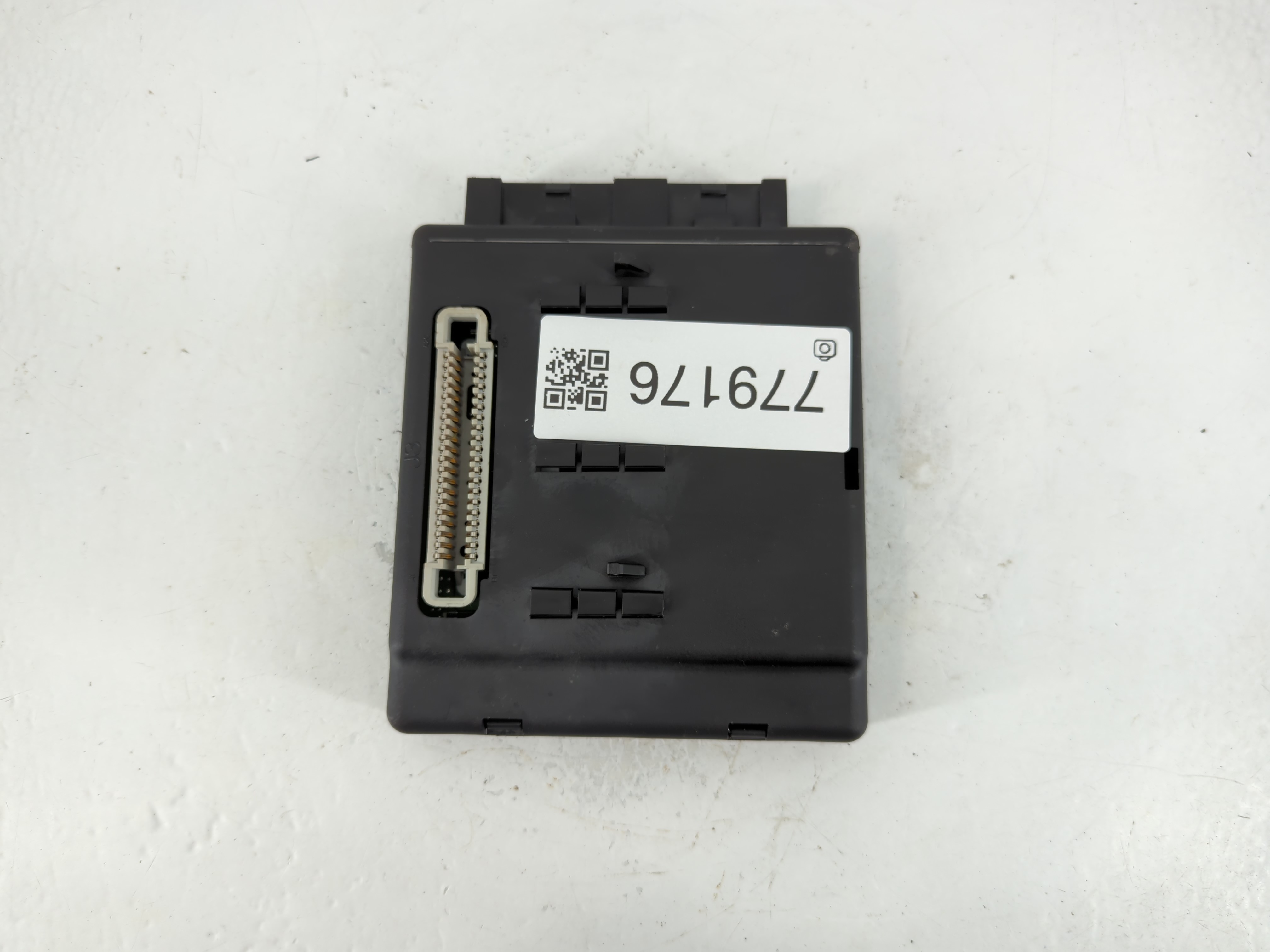 Picture of 2003-2005 Gmc Envoy Engine Control Computer Ecu Pcm Ecm Pcu Oem 15122670 779176