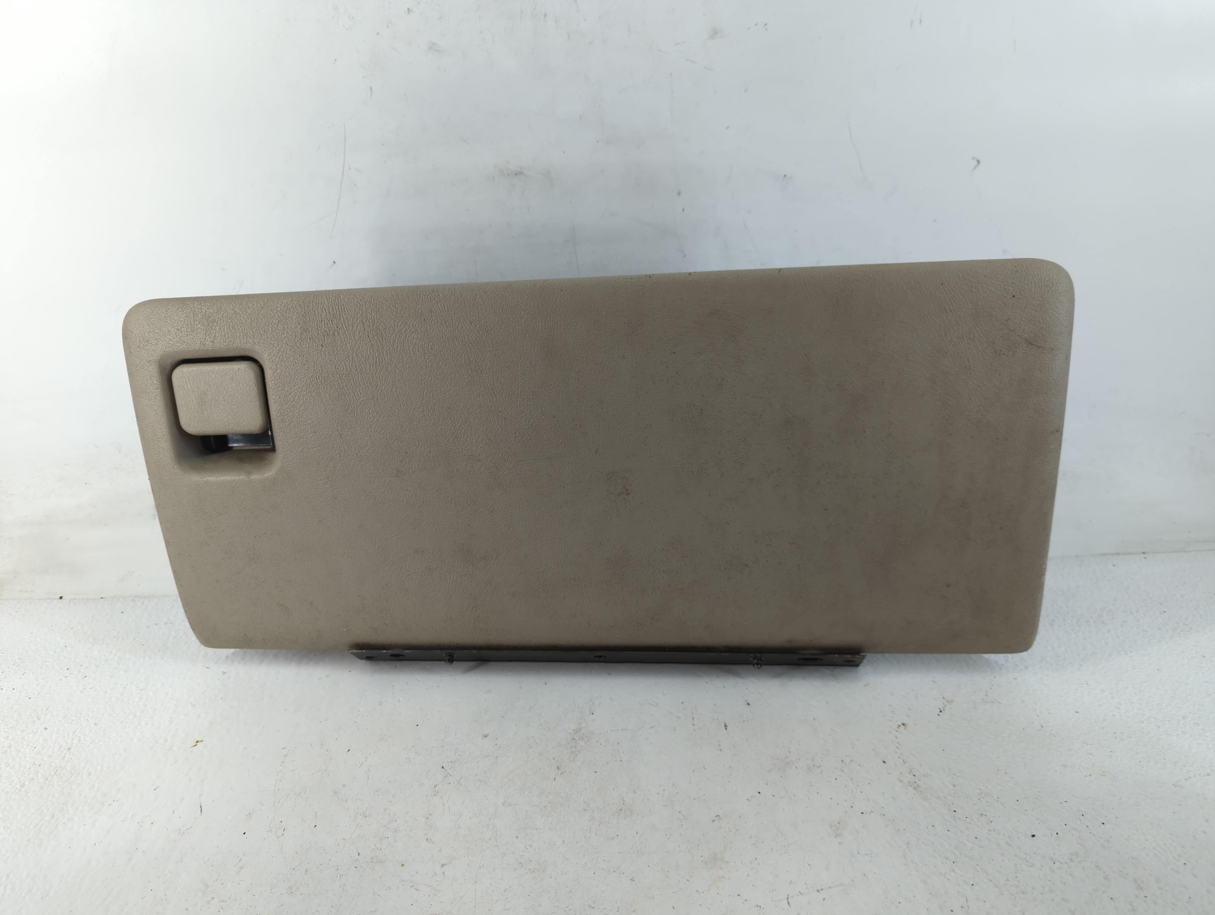 Picture of 2002 Gmc Yukon Xl 1500 Passenger Glove Box Door Storage Compartment Grey 779183