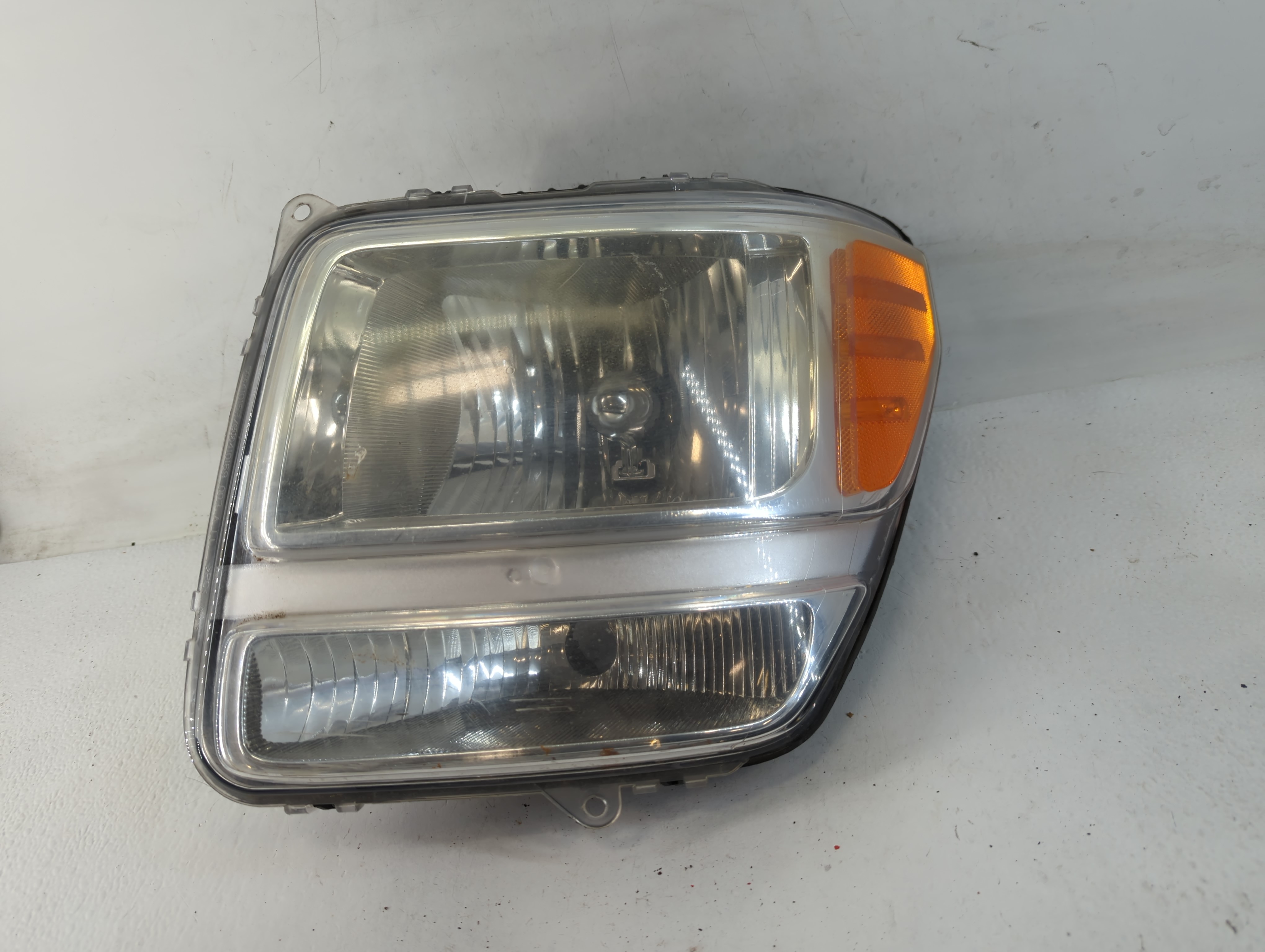 2007-2011 Dodge Nitro Driver Left Oem Head Light Headlight Lamp 779190 - Oemusedautoparts1.com