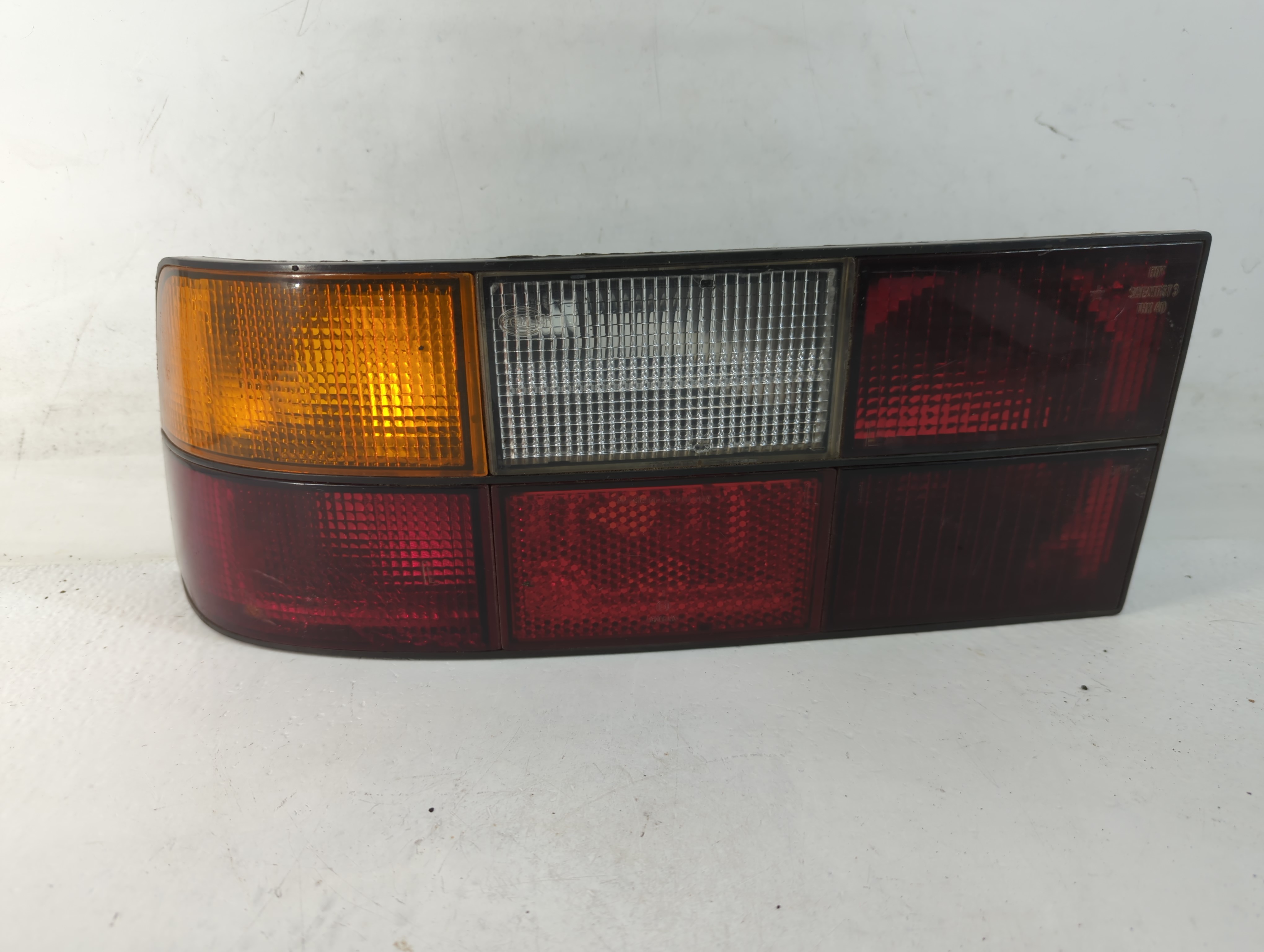Picture of 1978 Porsche 944 Driver Left Side Tail Light Taillight Oem 779192