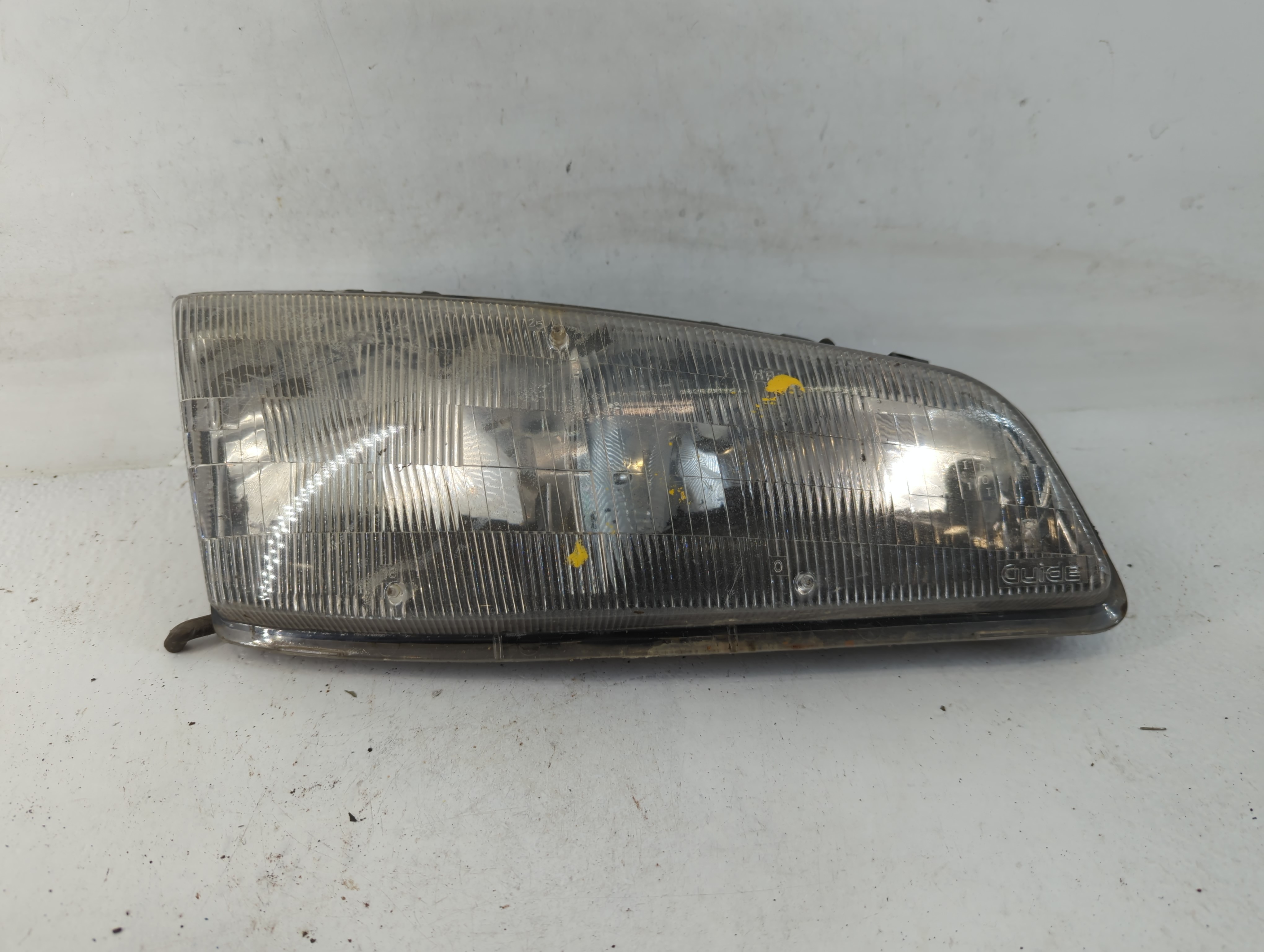 1992-1995 Pontiac Grand Am Passenger Right Oem Head Light Headlight Lamp 779201 - Oemusedautoparts1.com