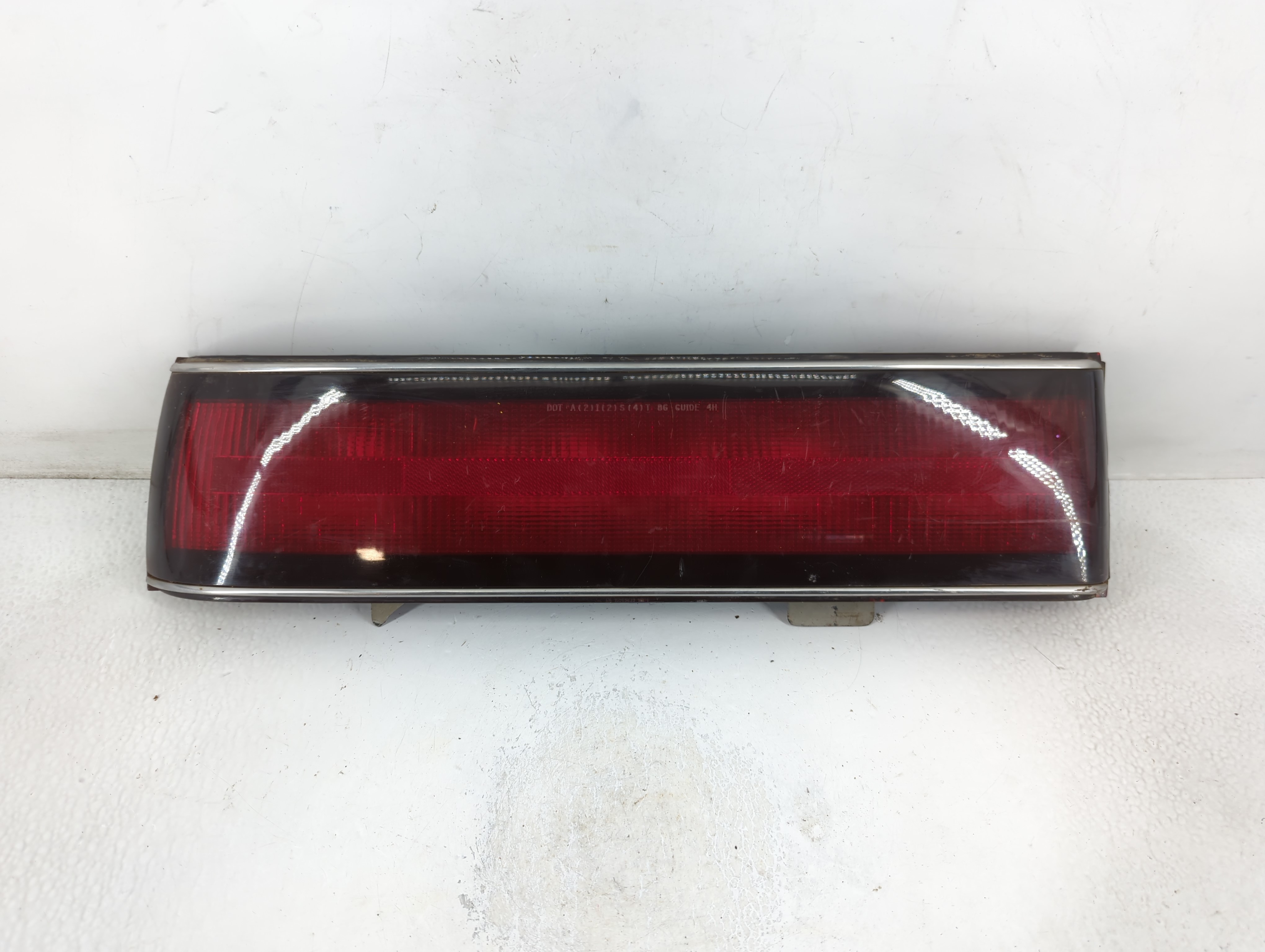 Picture of 1987 Buick Enclave Passenger Right Side Tail Light Taillight Oem 779220