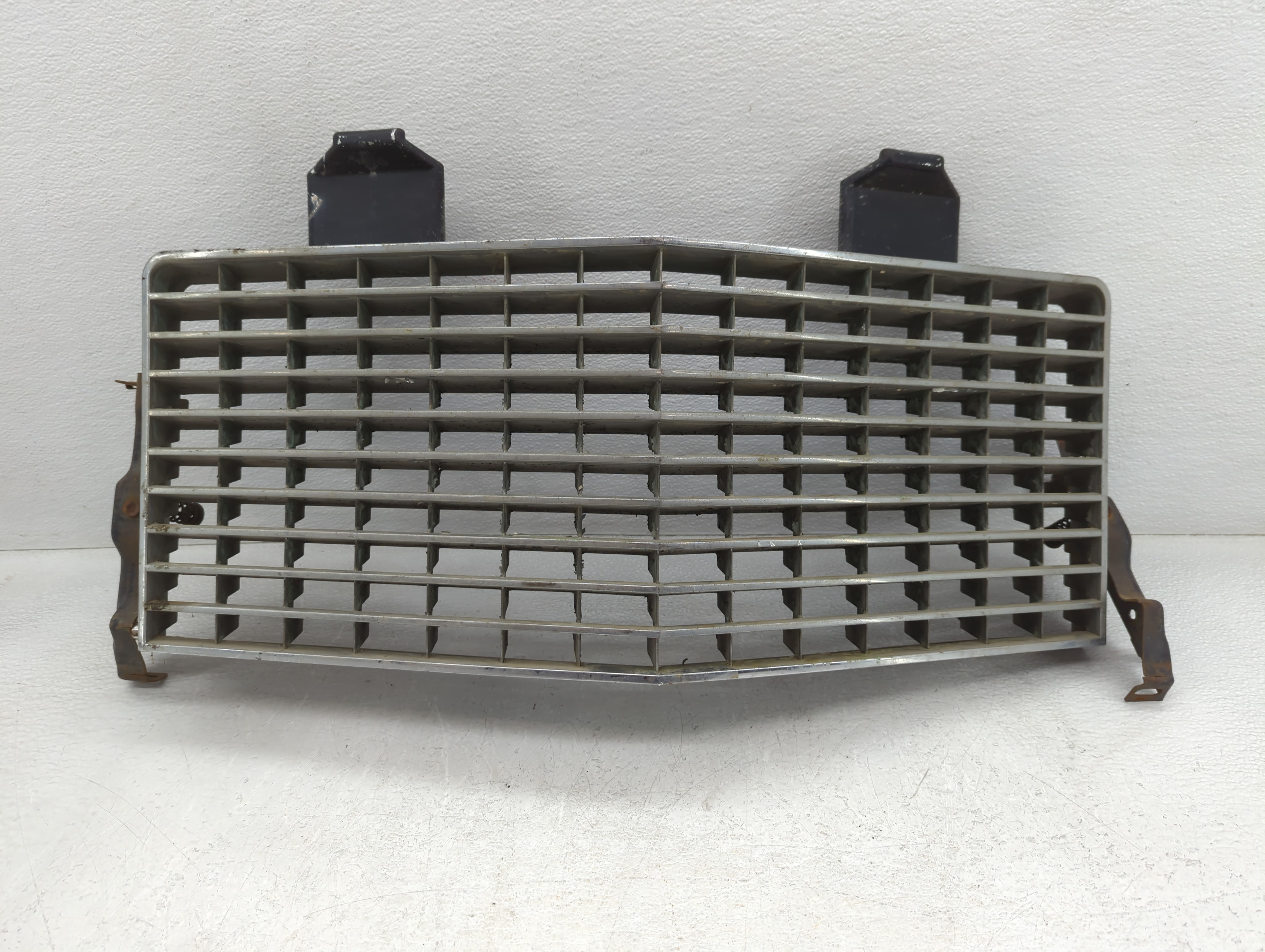 Picture of 1979 Cadillac Eldorado Front Bumper Grille Cover 779232