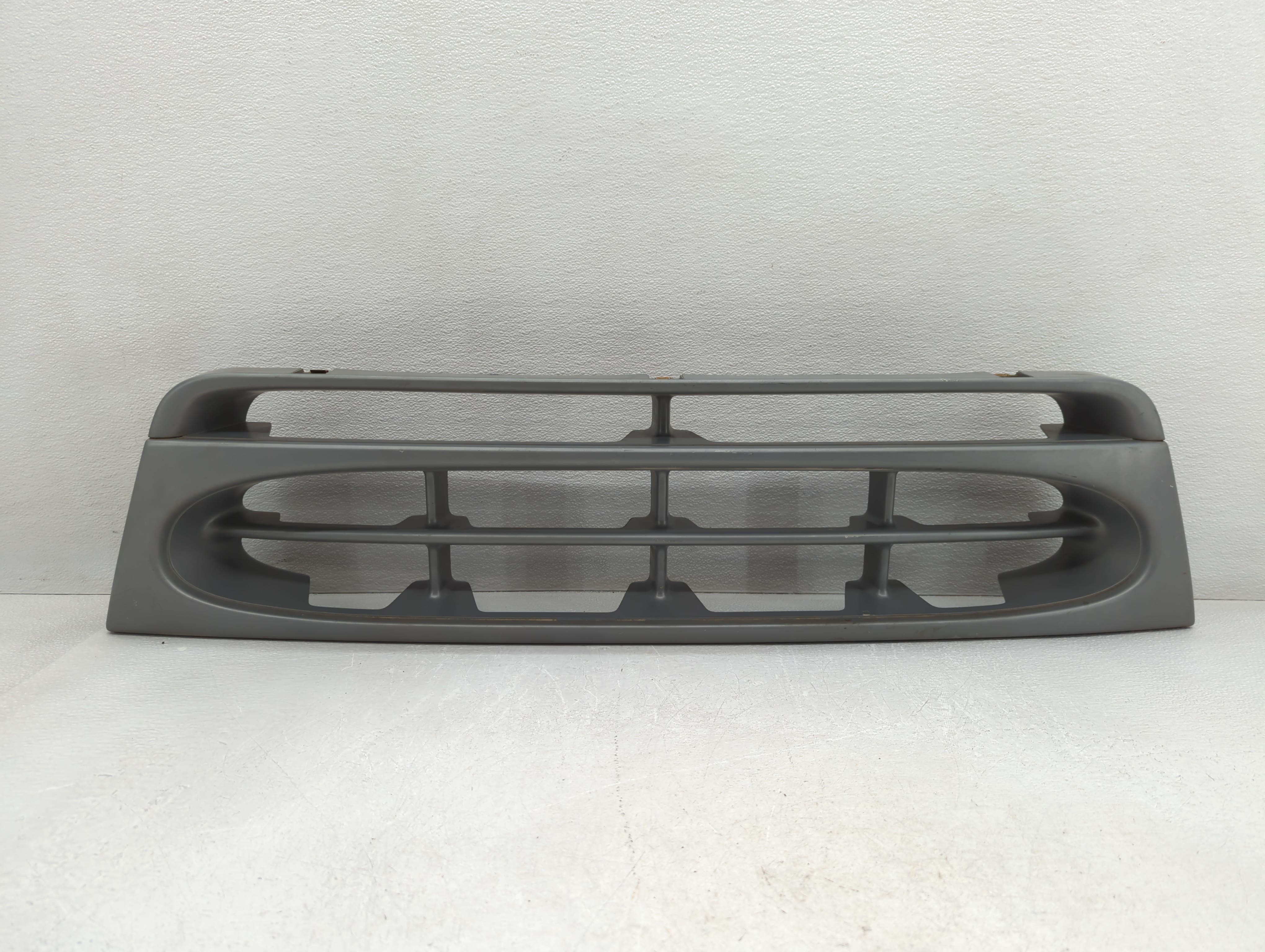 2000 Ford Five Hundred Front Bumper Grille Cover 779241 - Oemusedautoparts1.com