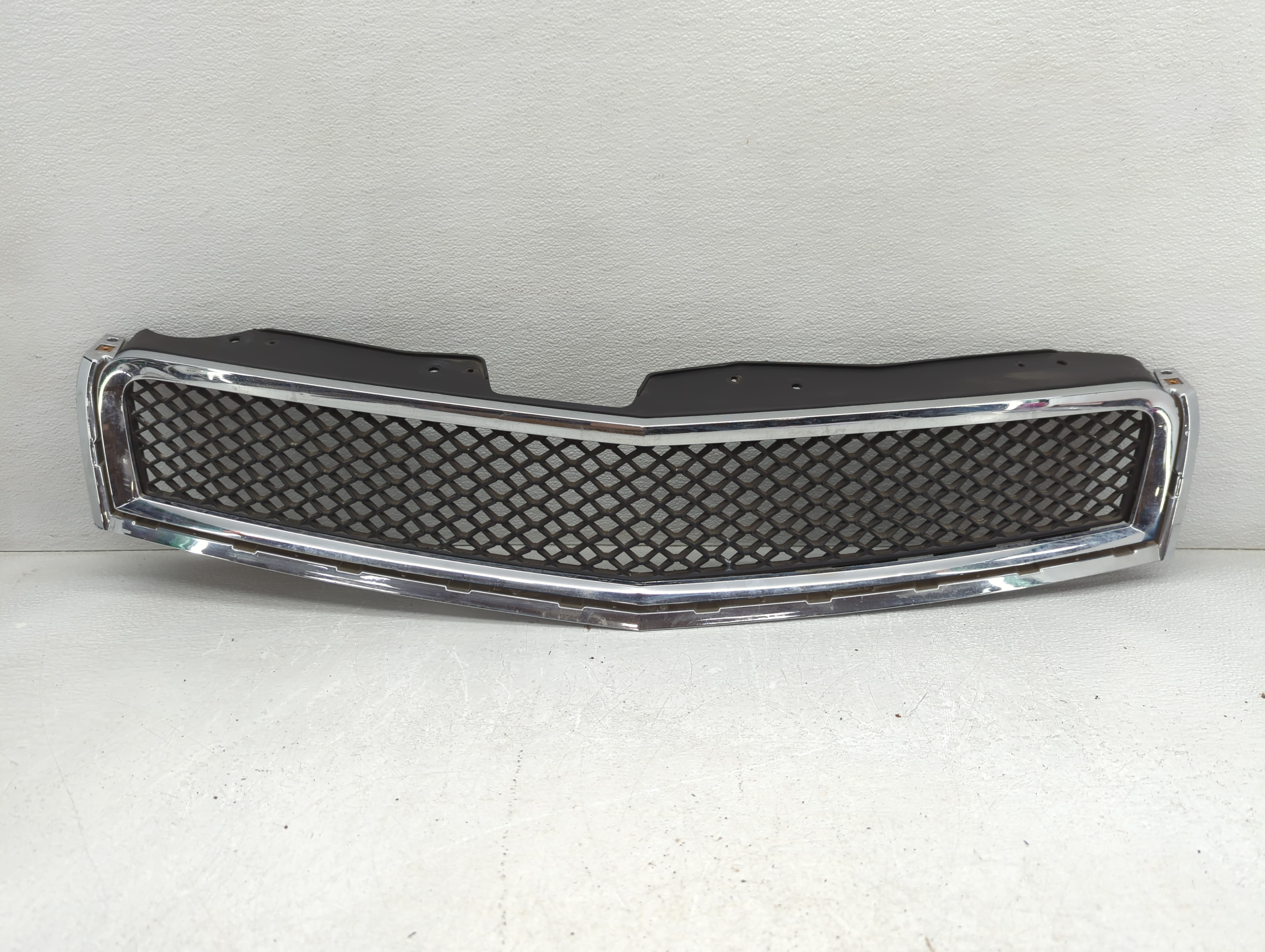 Picture of 2009 Chevrolet Traverse Front Bumper Grille Cover 779247