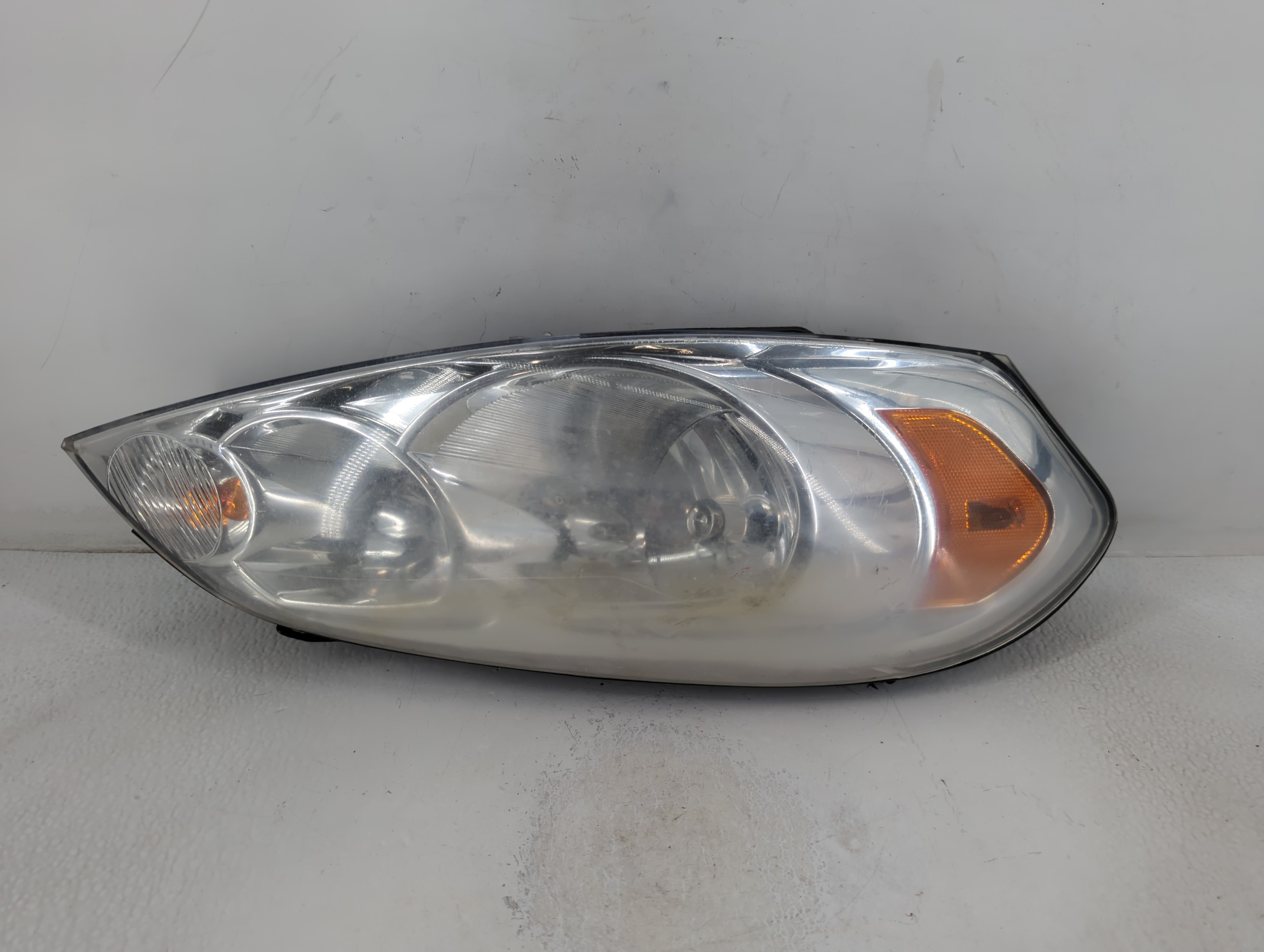 2006-2016 Chevrolet Impala Passenger Right Oem Head Light Headlight Lamp 779296 - Oemusedautoparts1.com