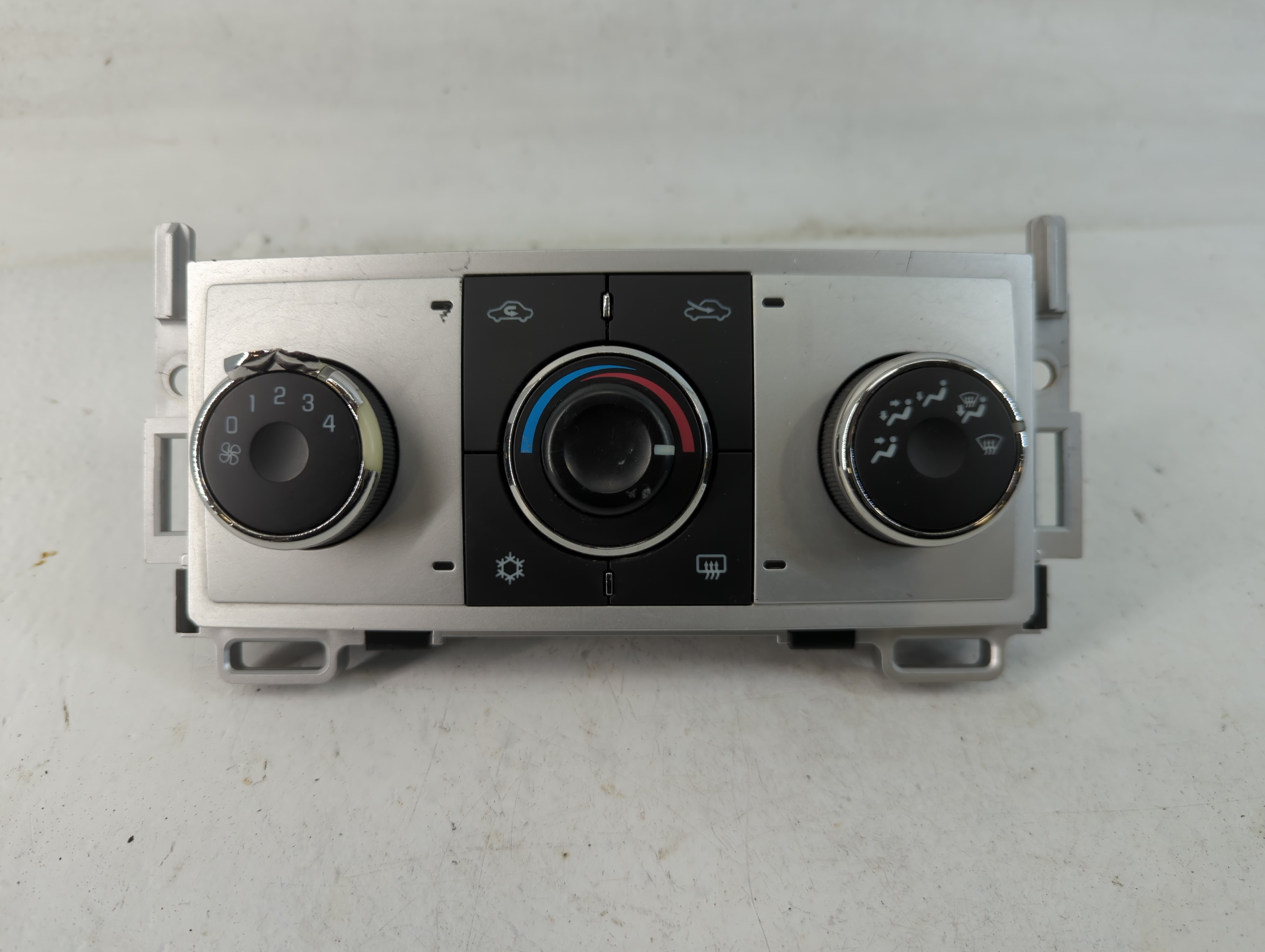 2008-2012 Chevrolet Malibu Ac Heater Climate Control 28251428 779313 - Oemusedautoparts1.com