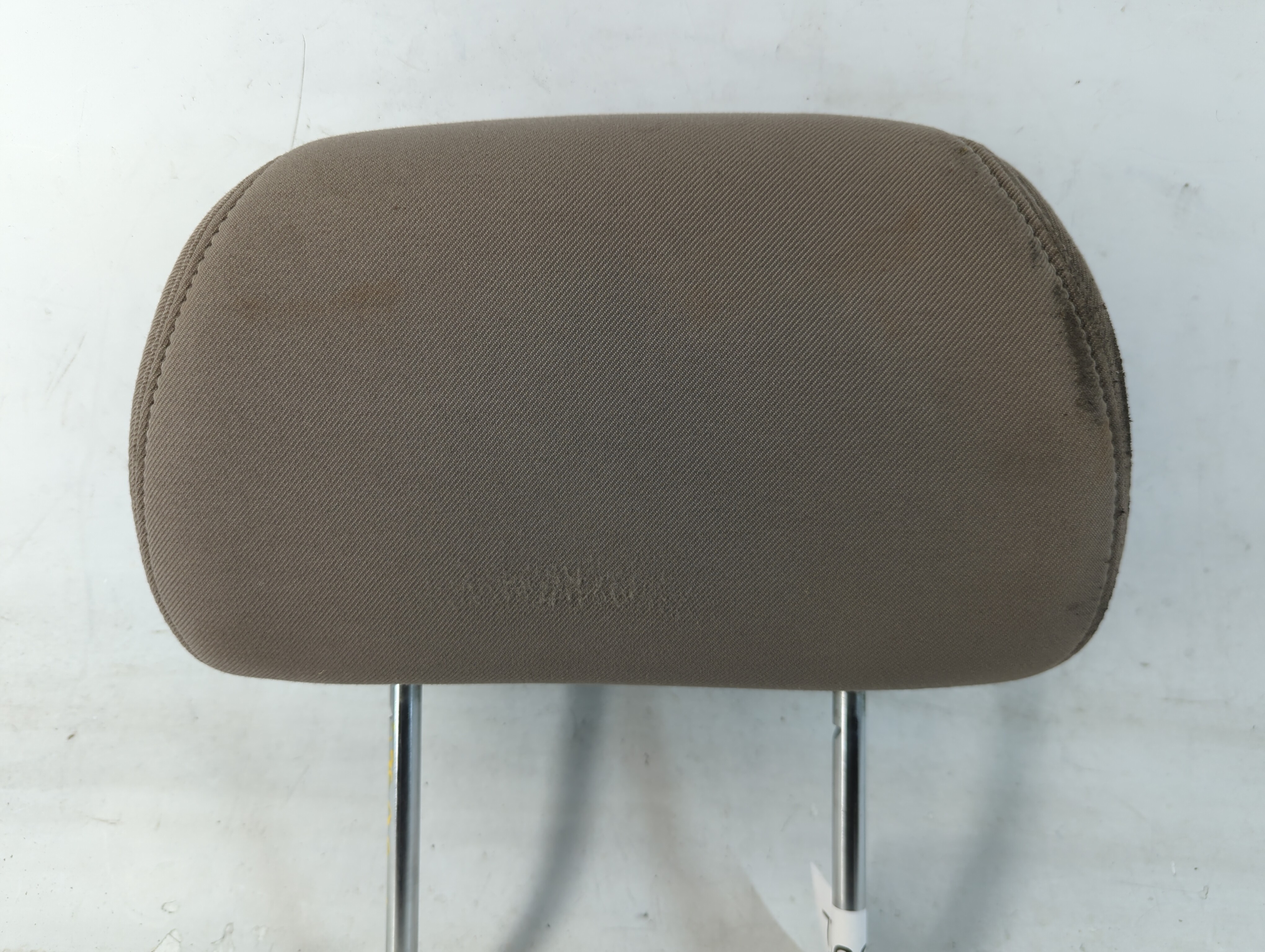 2007-2007 Chevrolet Malibu Headrest Head Rest Rear Seat 779331 - Oemusedautoparts1.com