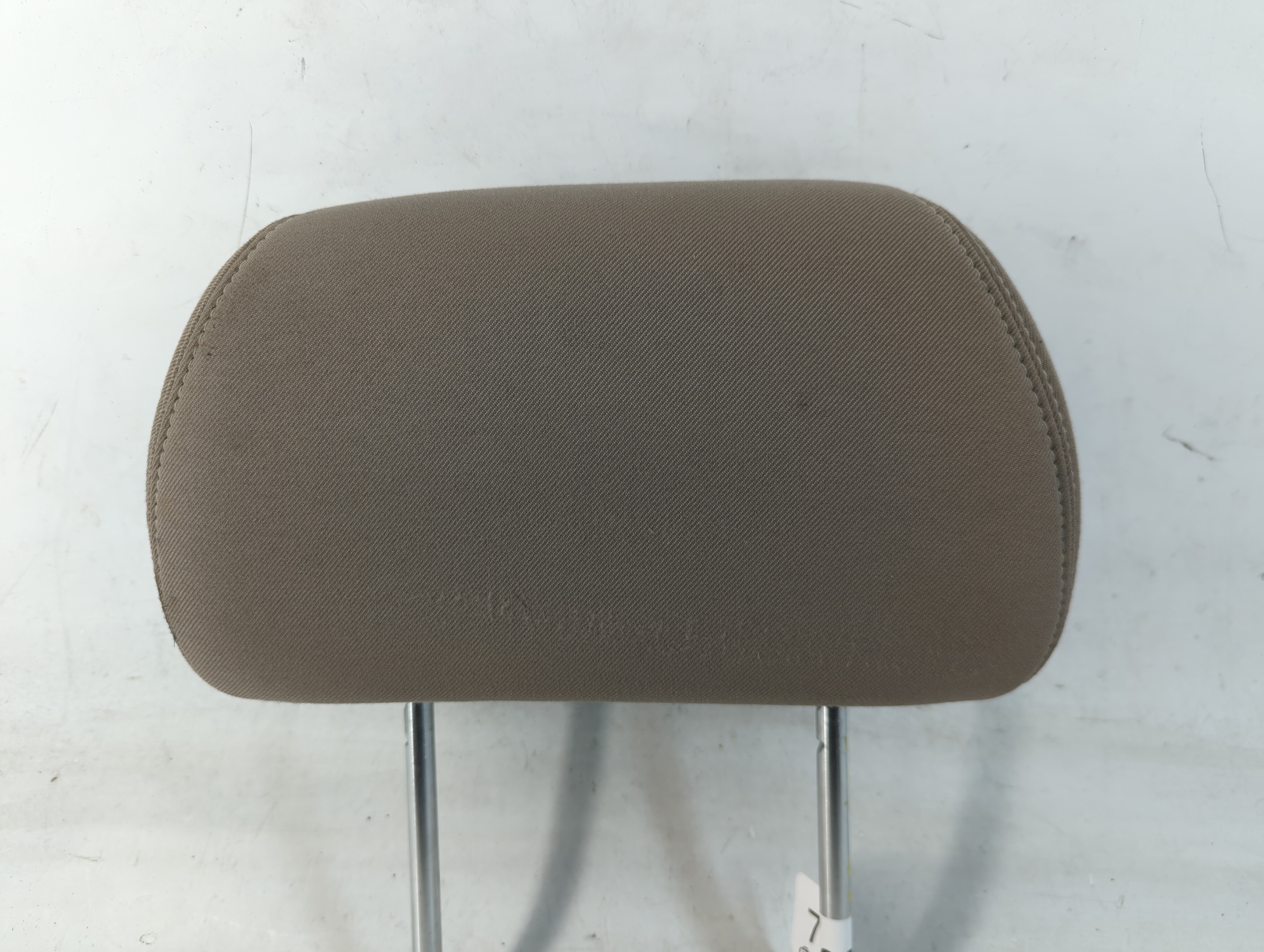 2008-2009 Chevrolet Malibu Headrest Head Rest Rear Seat 779332 - Oemusedautoparts1.com