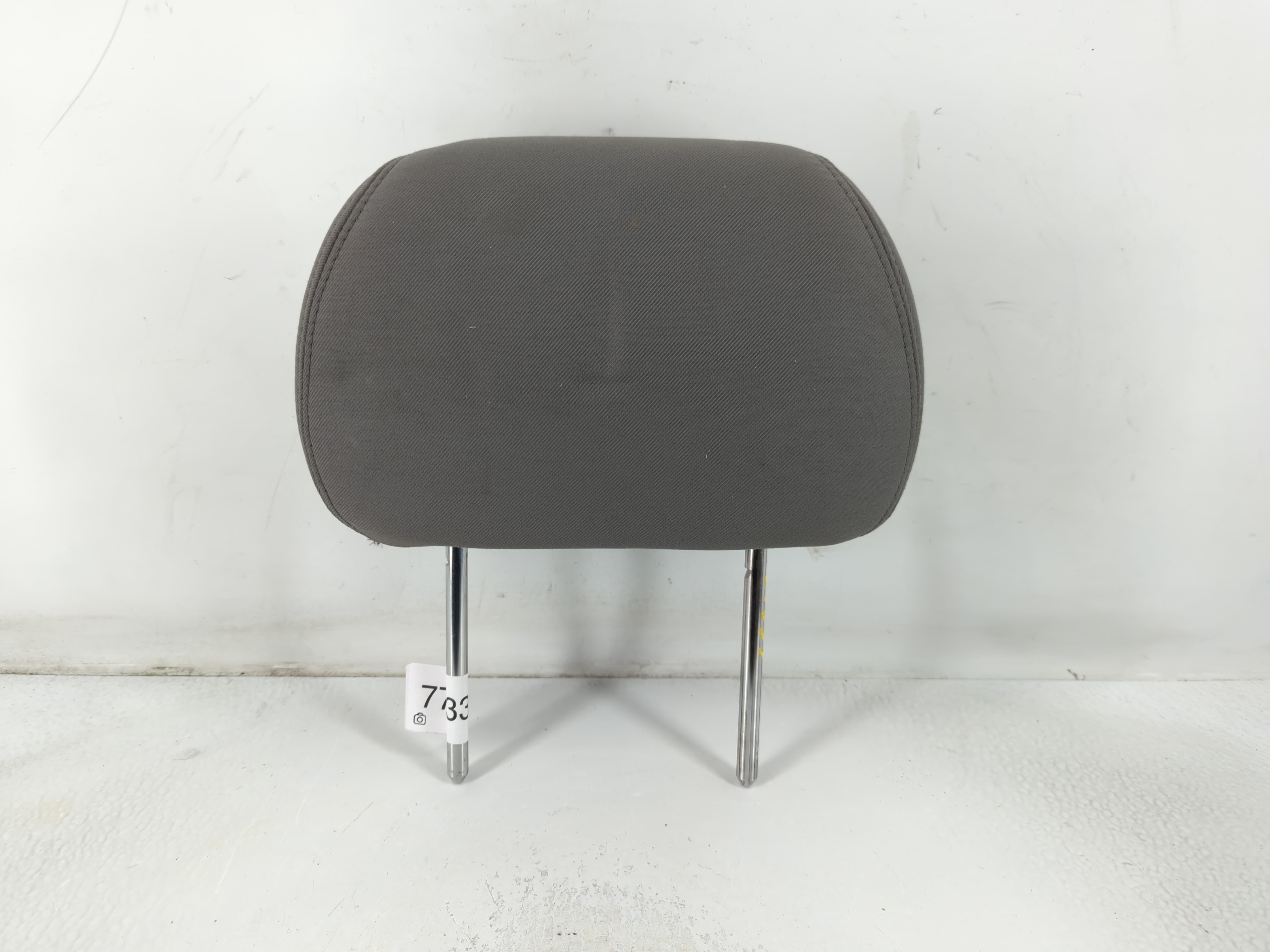 2010-2011 Ford Focus Headrest Head Rest Front Driver Passenger Seat Grey 779334 - Oemusedautoparts1.com