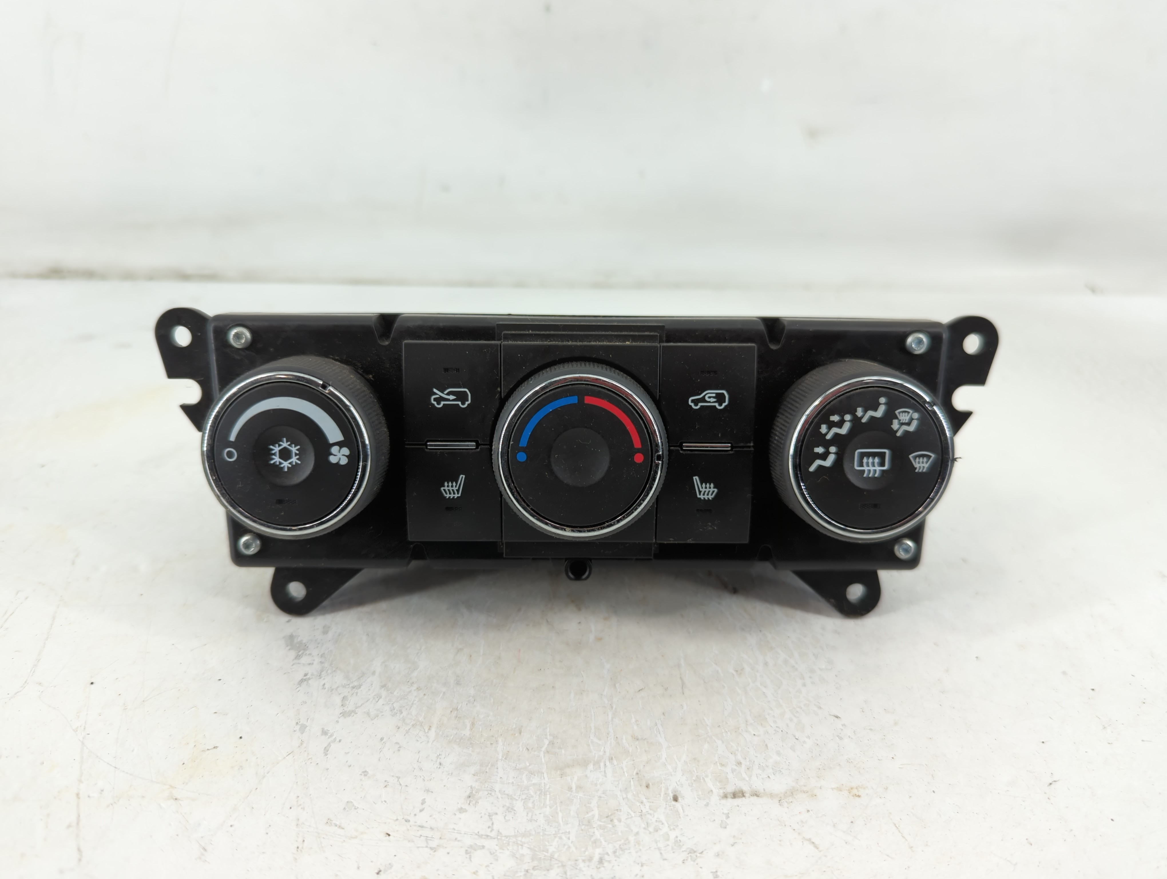 2007-2009 Pontiac Torrent Ac Heater Climate Control 25863024 779362 - Oemusedautoparts1.com