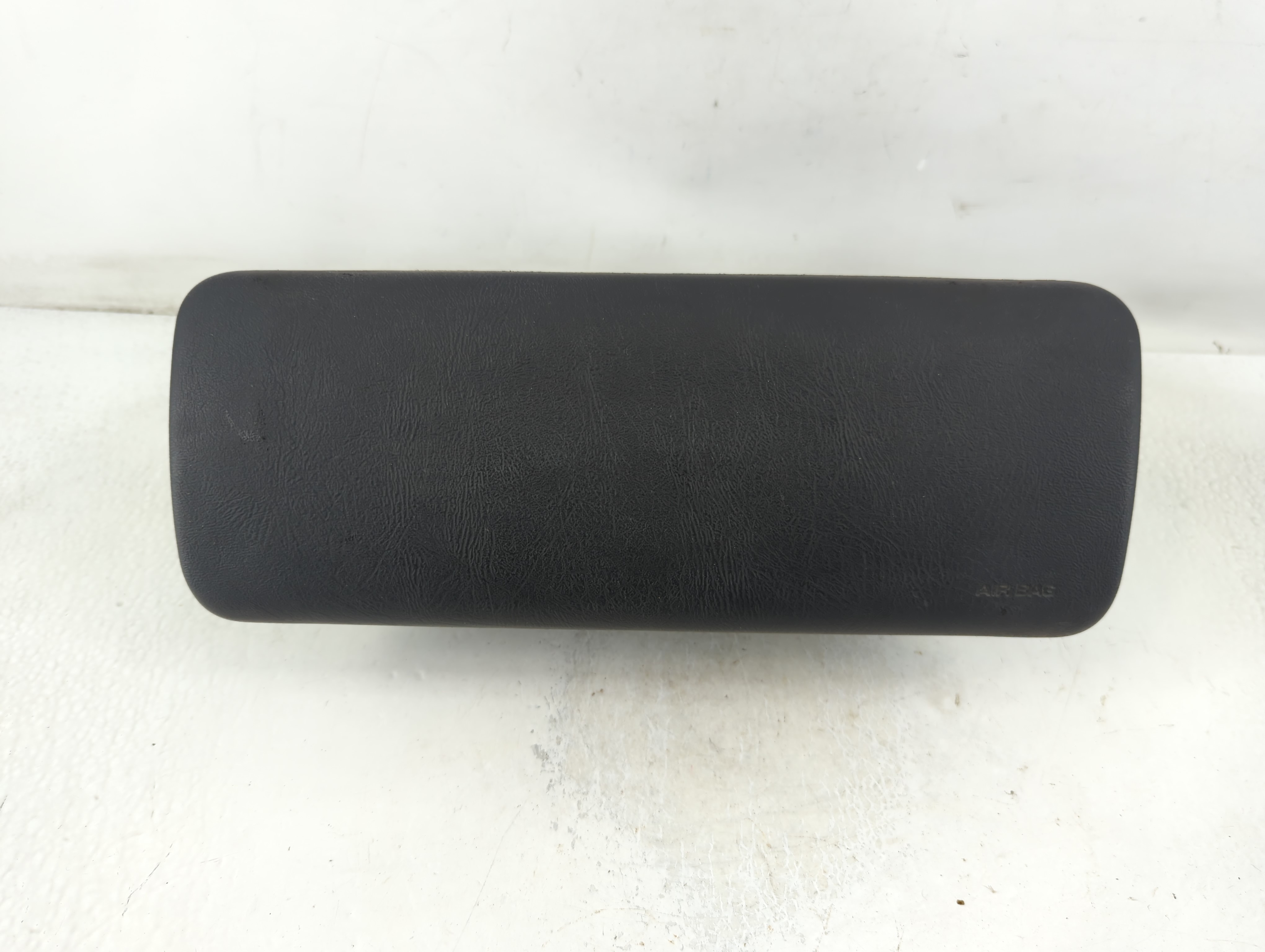 Picture of Gmc S10 Blazer Air Bag Passenger Right Dashboard Oem 779368